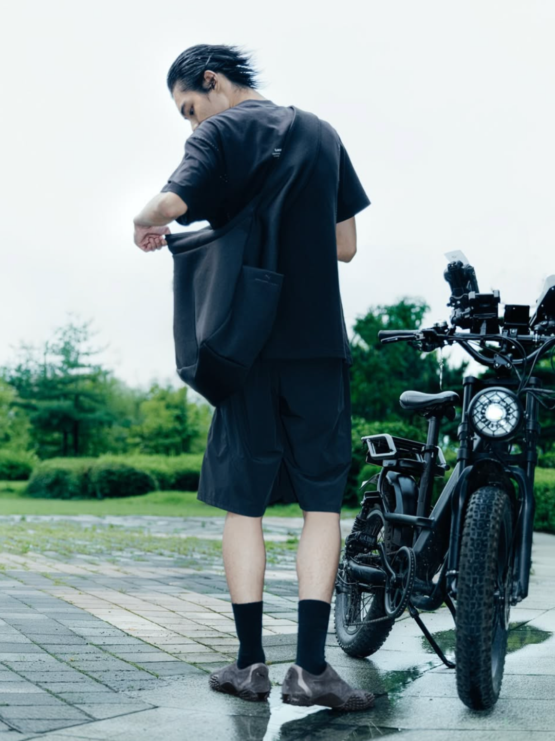 Puma x Sansan Gear Talon Black, Puma x Sansan Gear Mostro Cage Black Shadow Gray 착용 스타일 - 4