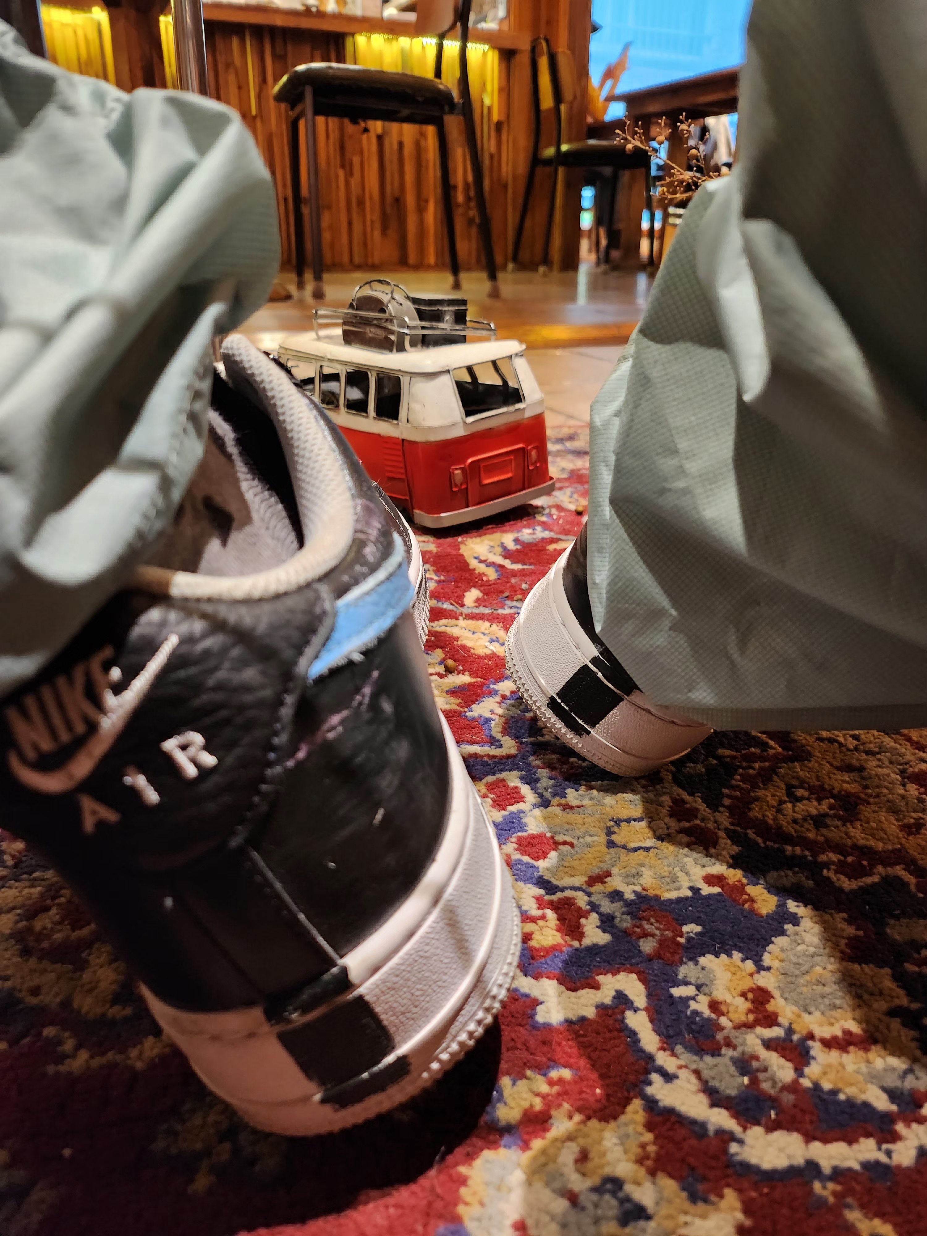 Nike x Peaceminusone Air Force 1 Low Para-Noise 3.0 Black and Multicolor 착용 스타일 - 2