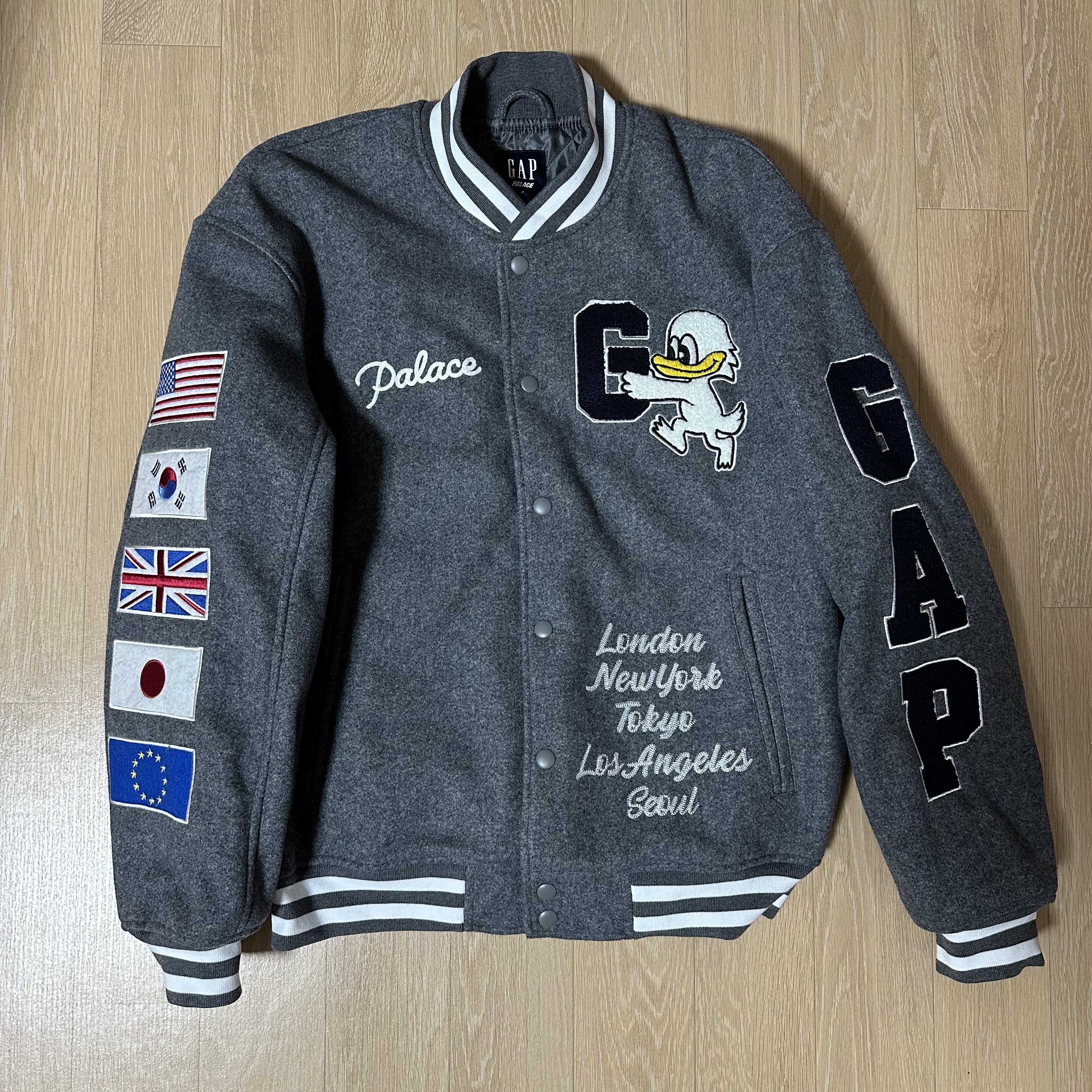 Palace x Gap Varsity Jacket Grey - 24SS 착용 스타일 - 1