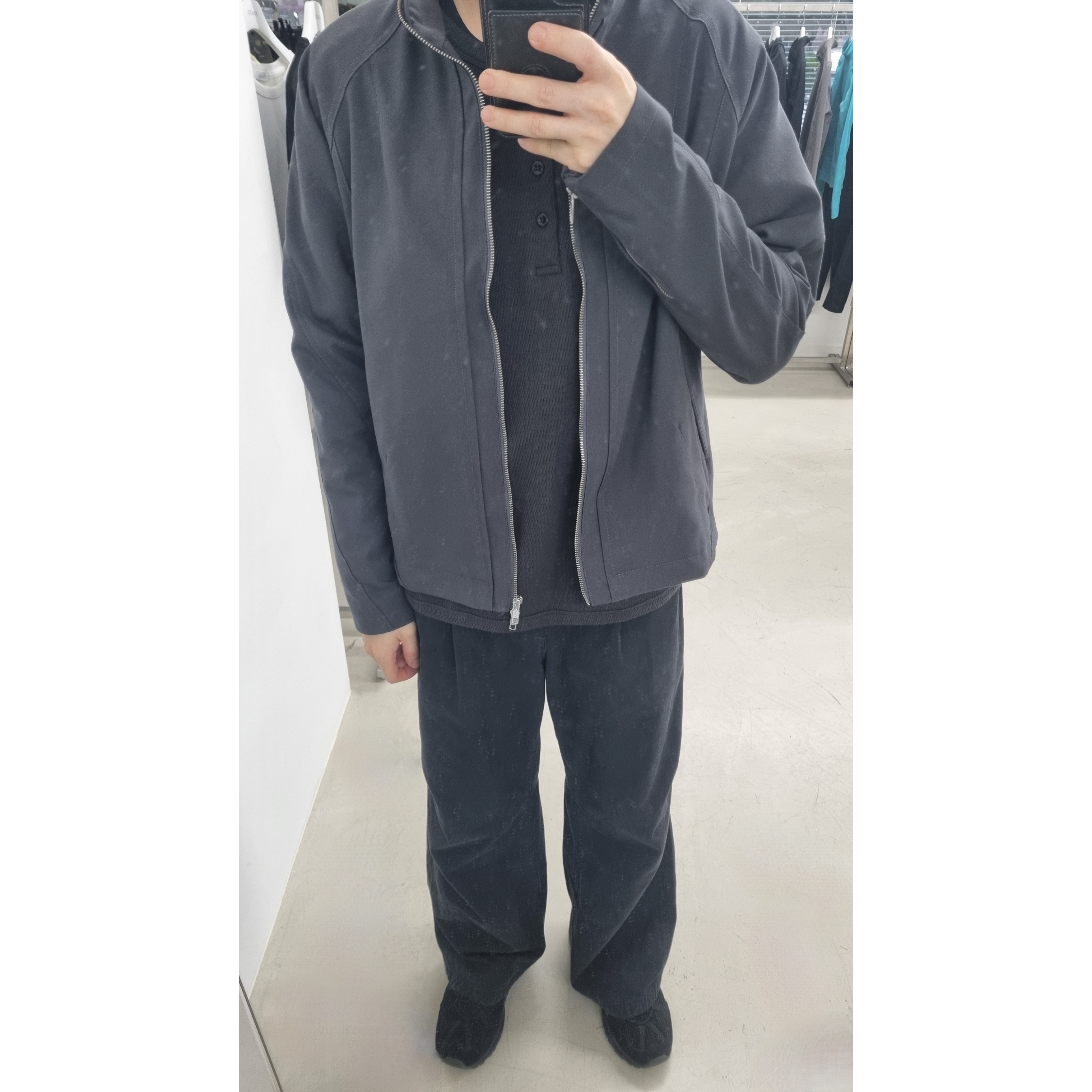 Ignota Core:11 Explorer Zip Jacket Charcoal, Asics Gel-Sonoma 15-50 Black 착용 스타일 - 1