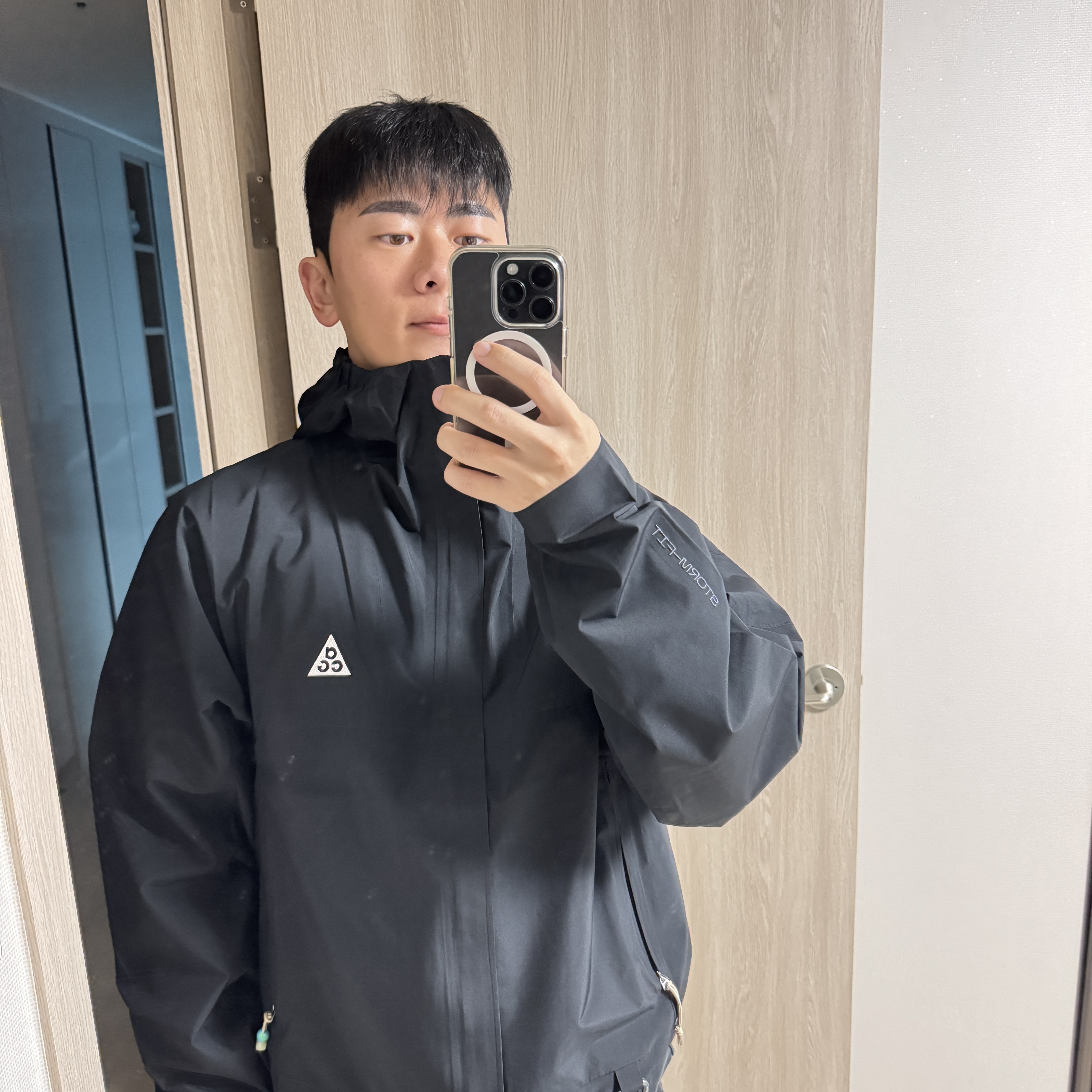 Nike ACG Storm-Fit ADV Cascade Rains Full Zip Jacket Black - Asia 착용 스타일