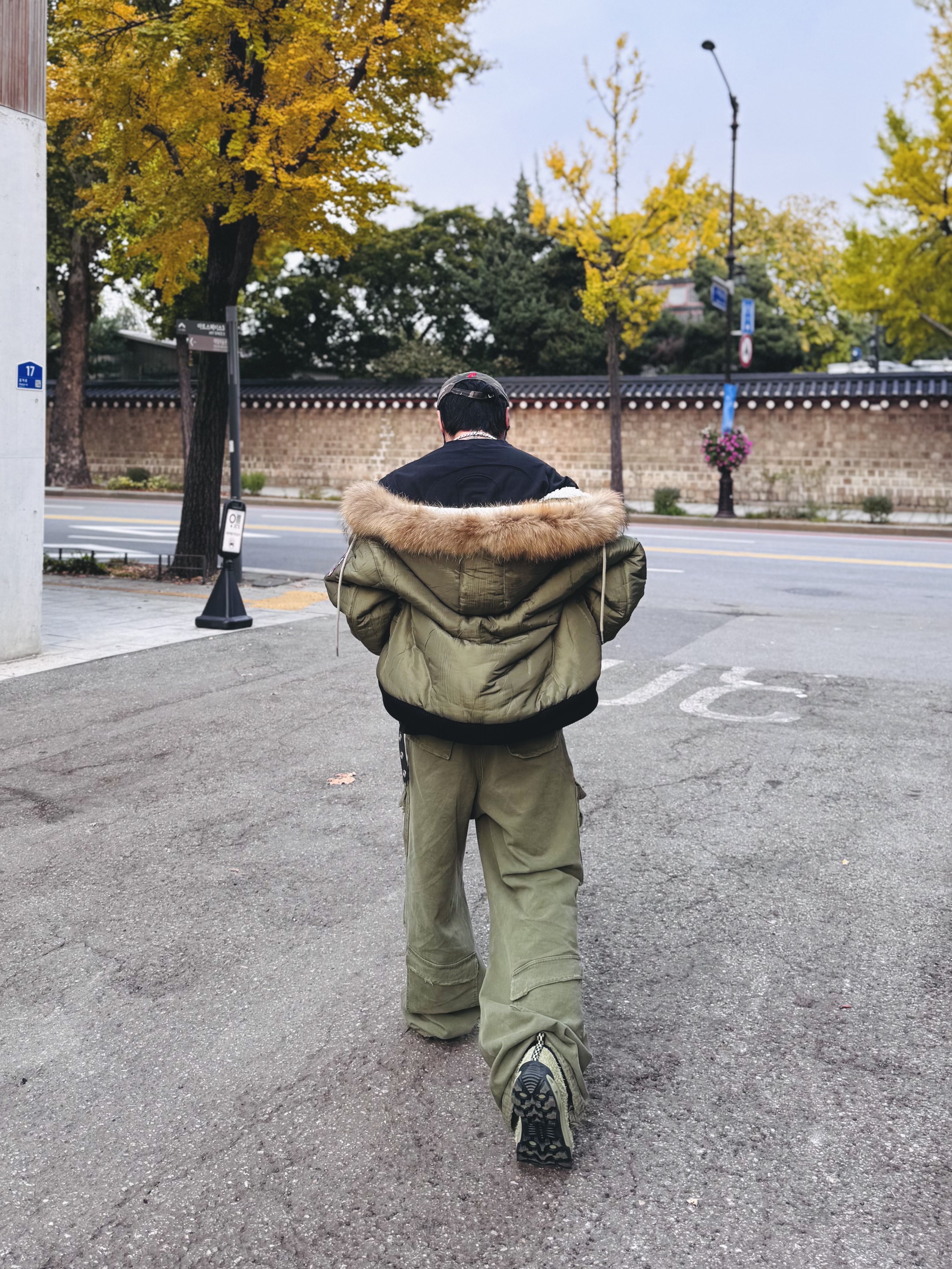 Nonnod Double Pocket Cargo Pants Vintage Khaki, Merrell Winter Moc 3 1TRL Herb 착용 스타일 - 7