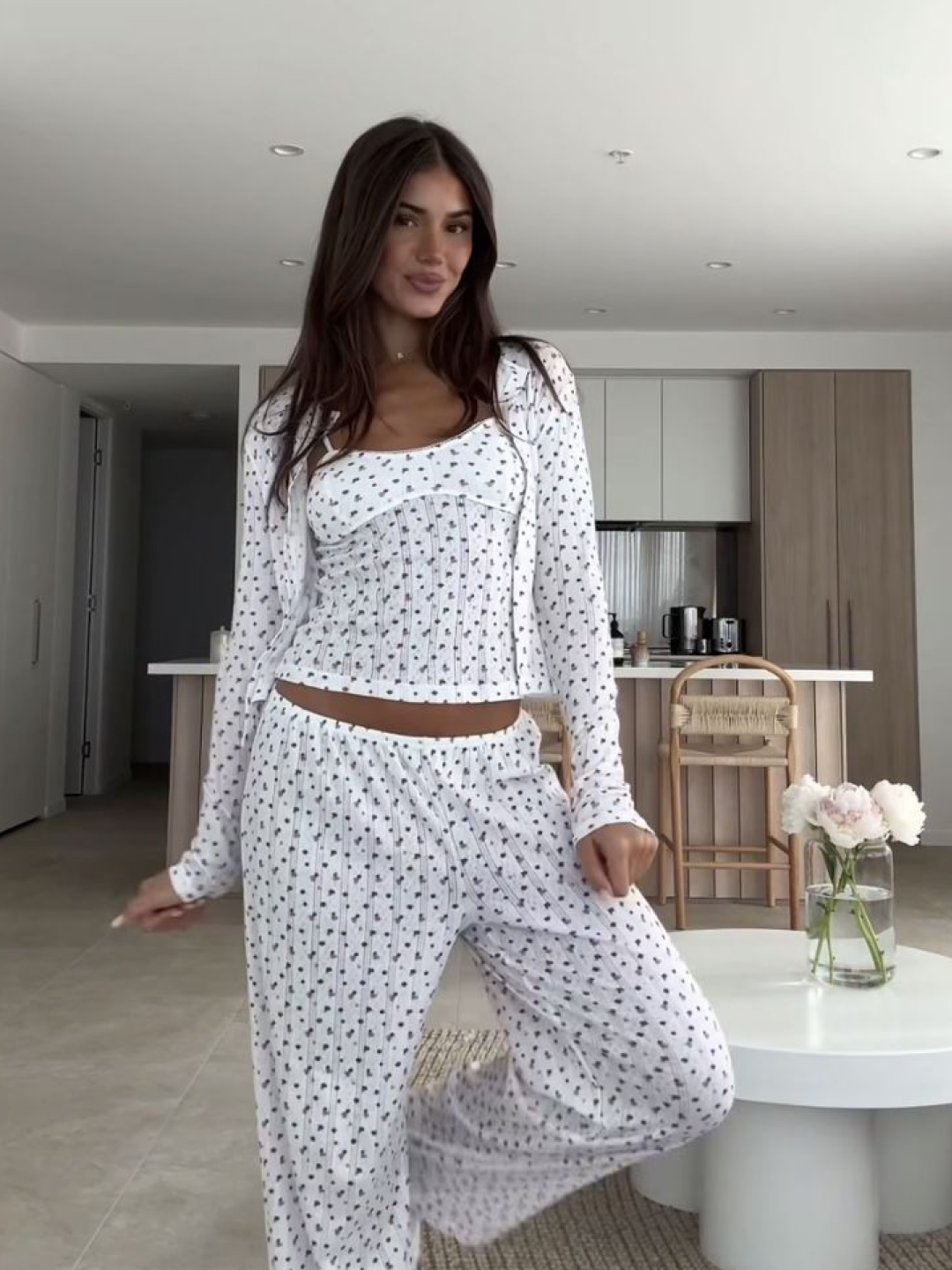 Foli Unisex Pale Pink Long PJ Set, Foli Unisex Tencel Span Long PJ Set Light Blue 착용 스타일 - 5