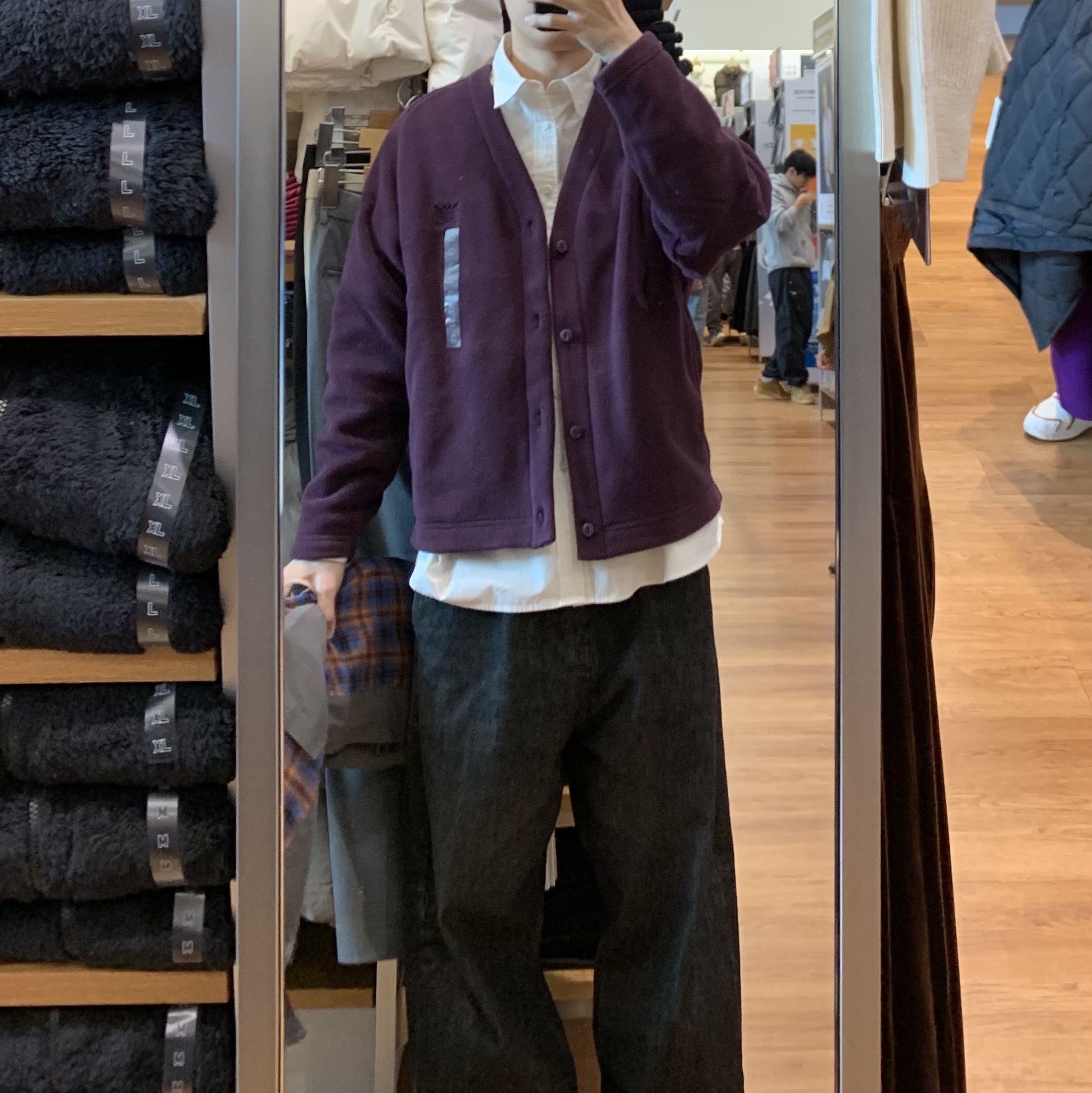 Uniqlo x Needles Fleece Oversized Cardigan Purple - KR 착용 스타일