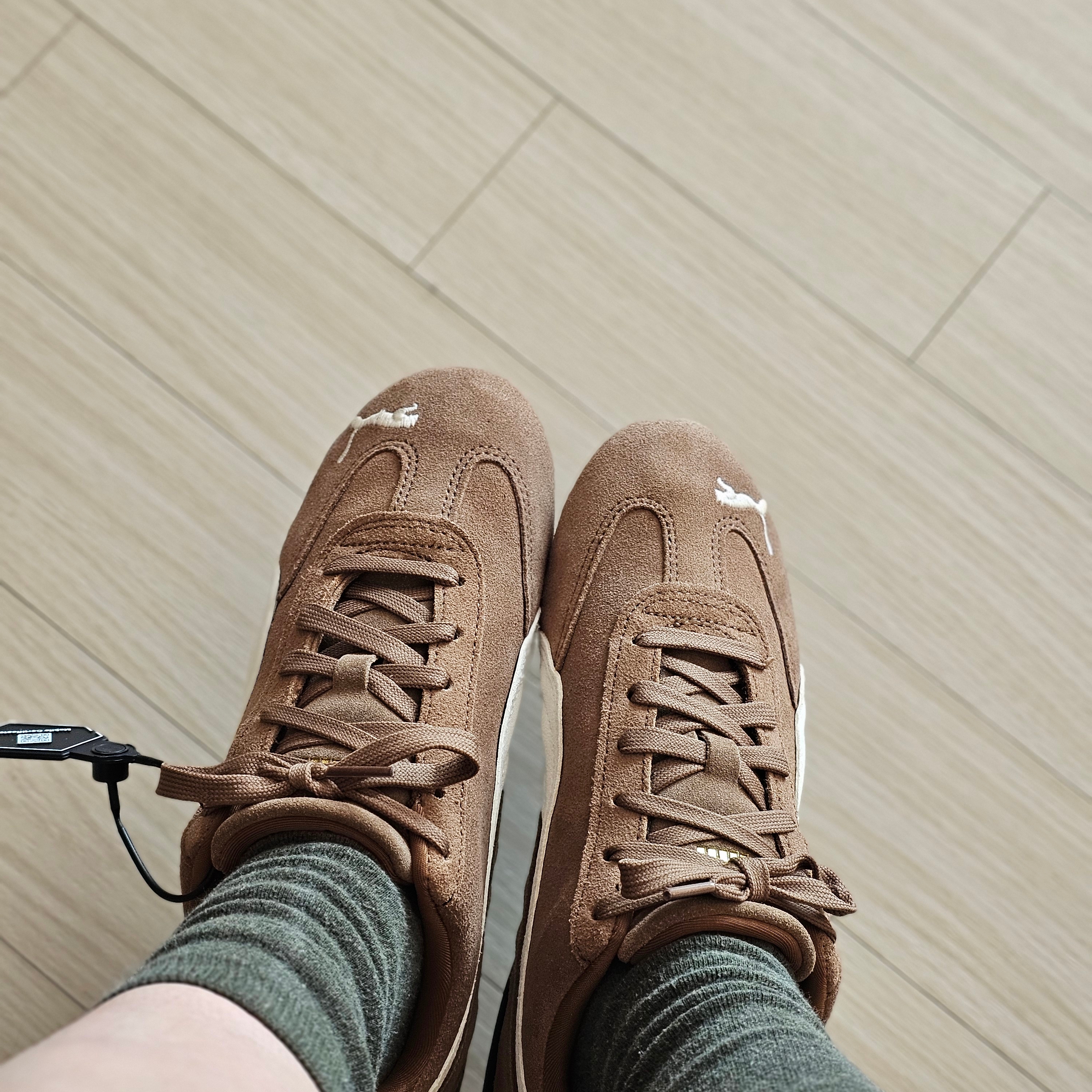 Puma Speedcat OG Haute Coffee Frosted Ivory 착용 스타일 - 2