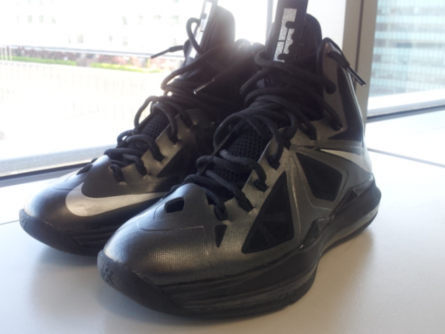 Nike LeBron X Carbon 착용 스타일