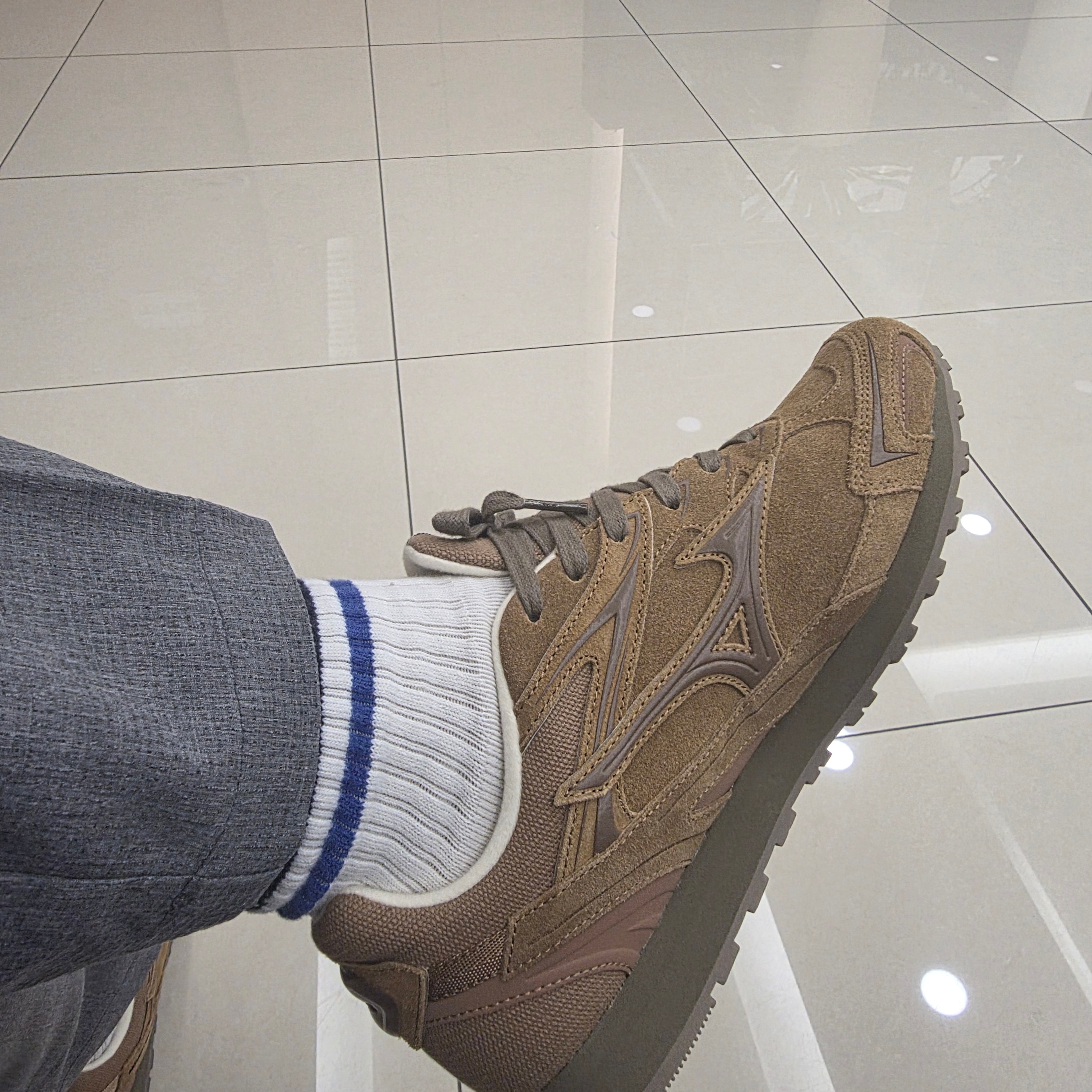 Mizuno LG 60S 2K Brown 착용 스타일 - 1