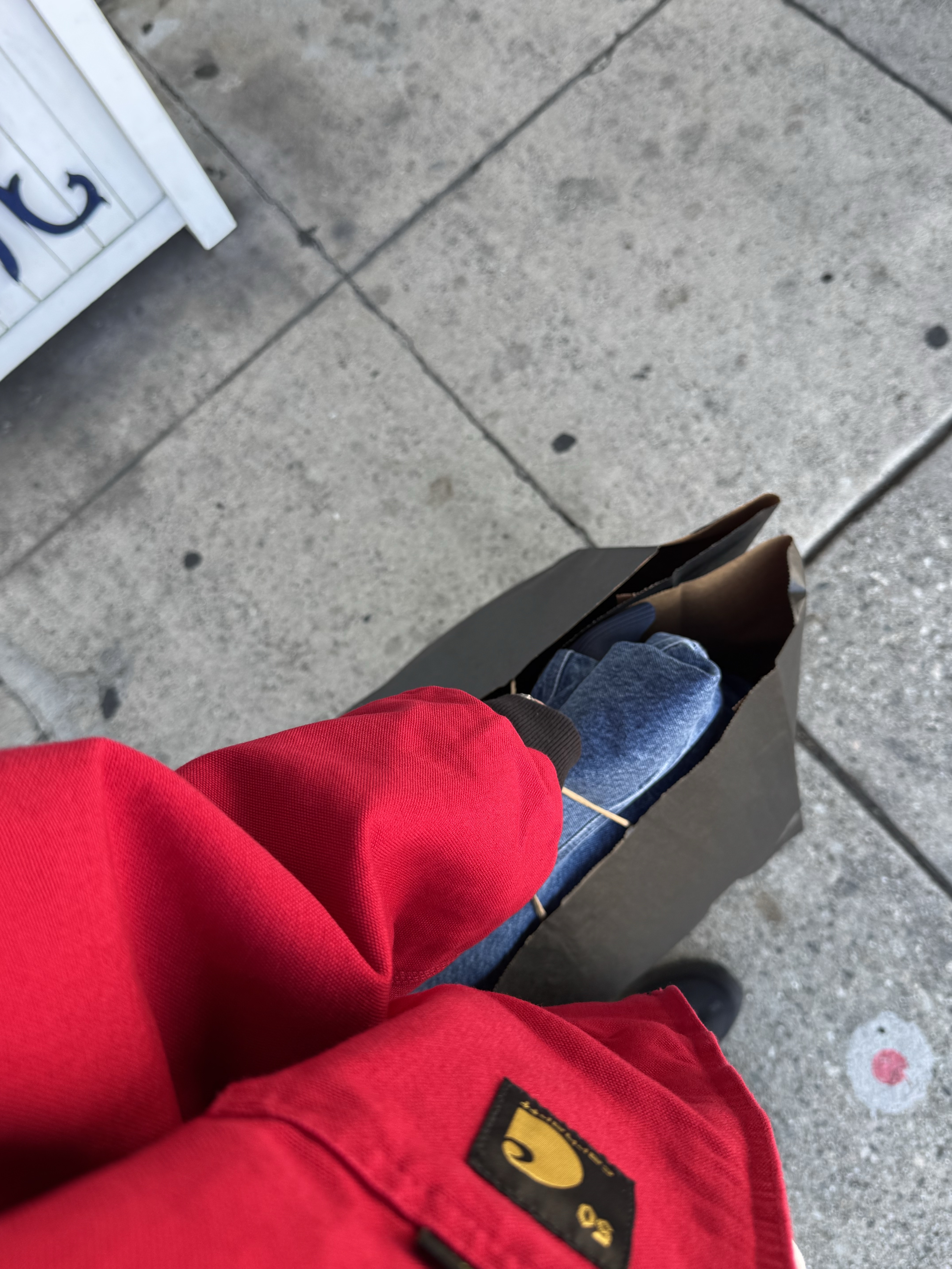 Carhartt WIP OG Active Denim Jacket 50th Anniversary Edition Blue USA Red, Carhartt WIP OG Active Canvas Jacket 50th Anniversary Edition Black USA Red 착용 스타일 - 6