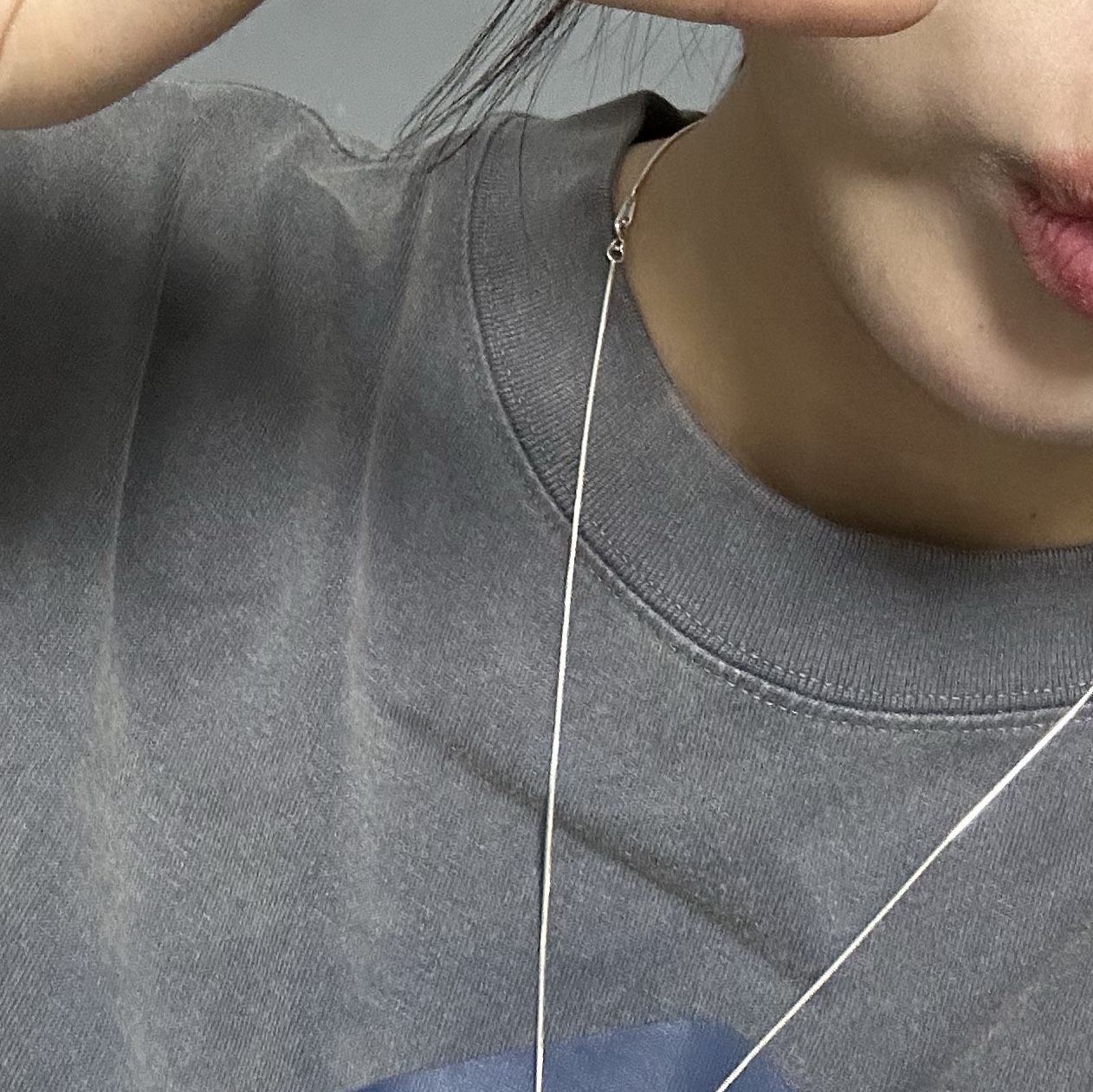 Mischief Rhombus Washed Basic T-Shirt Bleached Navy 착용 스타일
