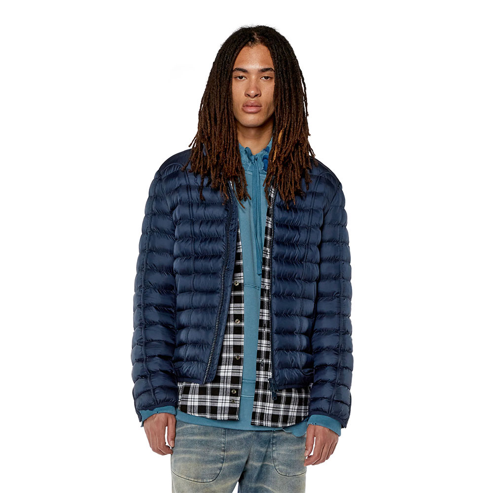 Diesel W-Hawkyl Puffer Jacket Blue 착용 스타일 - 2