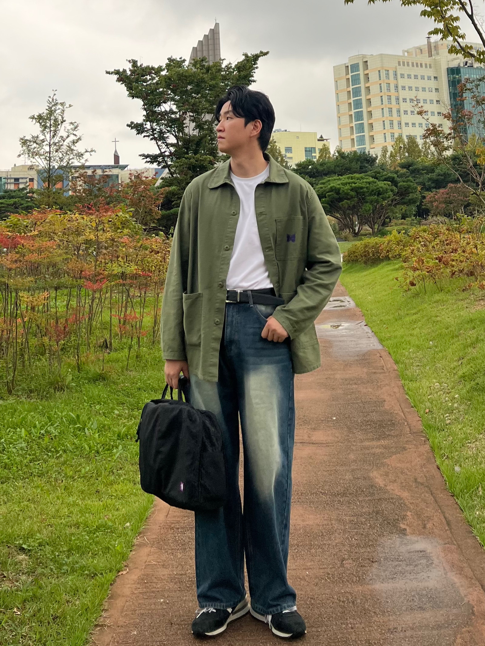 Needles D.N. Coverall Back Sateen Olive, The North Face Purple Label Mountain Wind 3Way Bag Black 착용 스타일 - 1