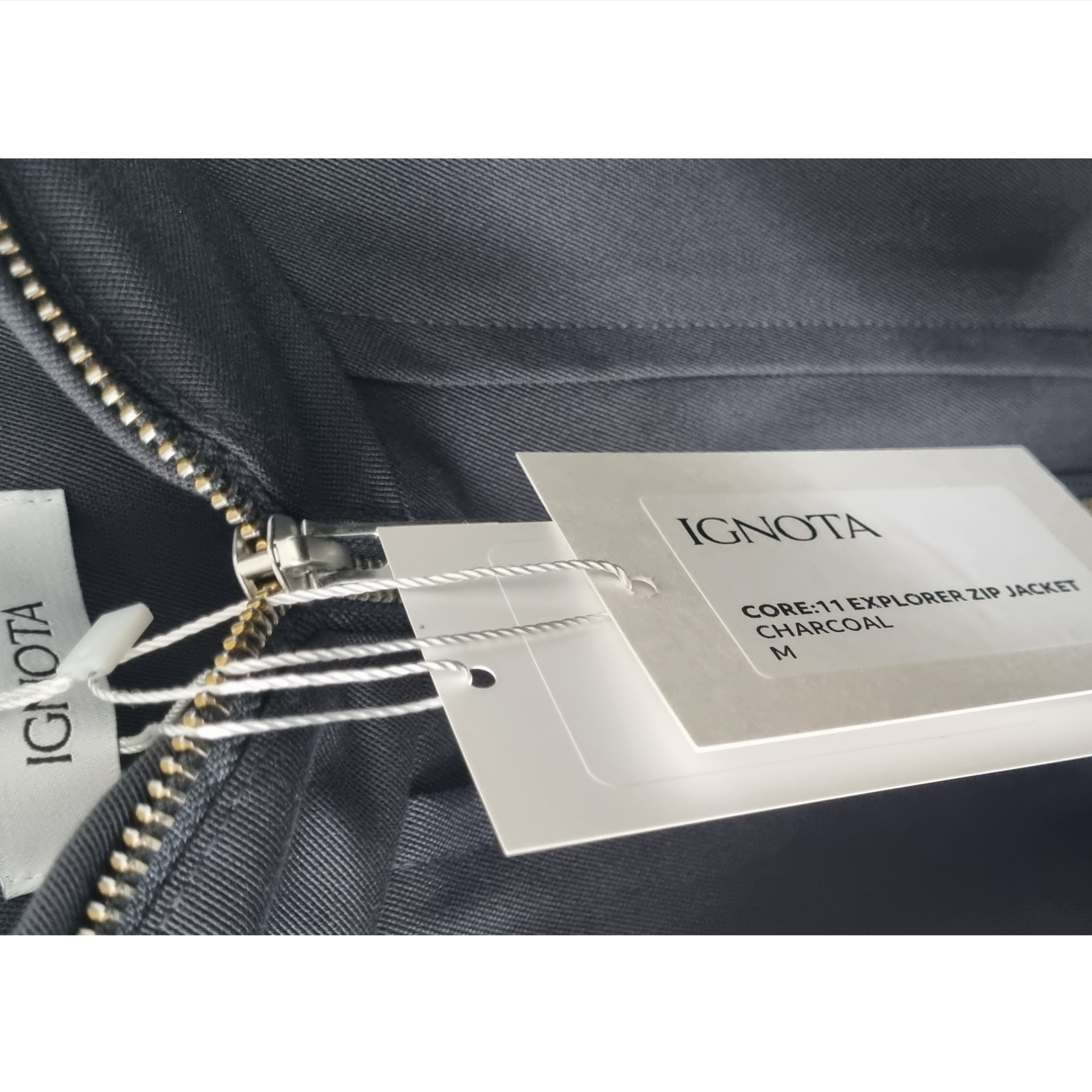 Ignota Core:11 Explorer Zip Jacket Charcoal, Asics Gel-Sonoma 15-50 Black 착용 스타일 - 2
