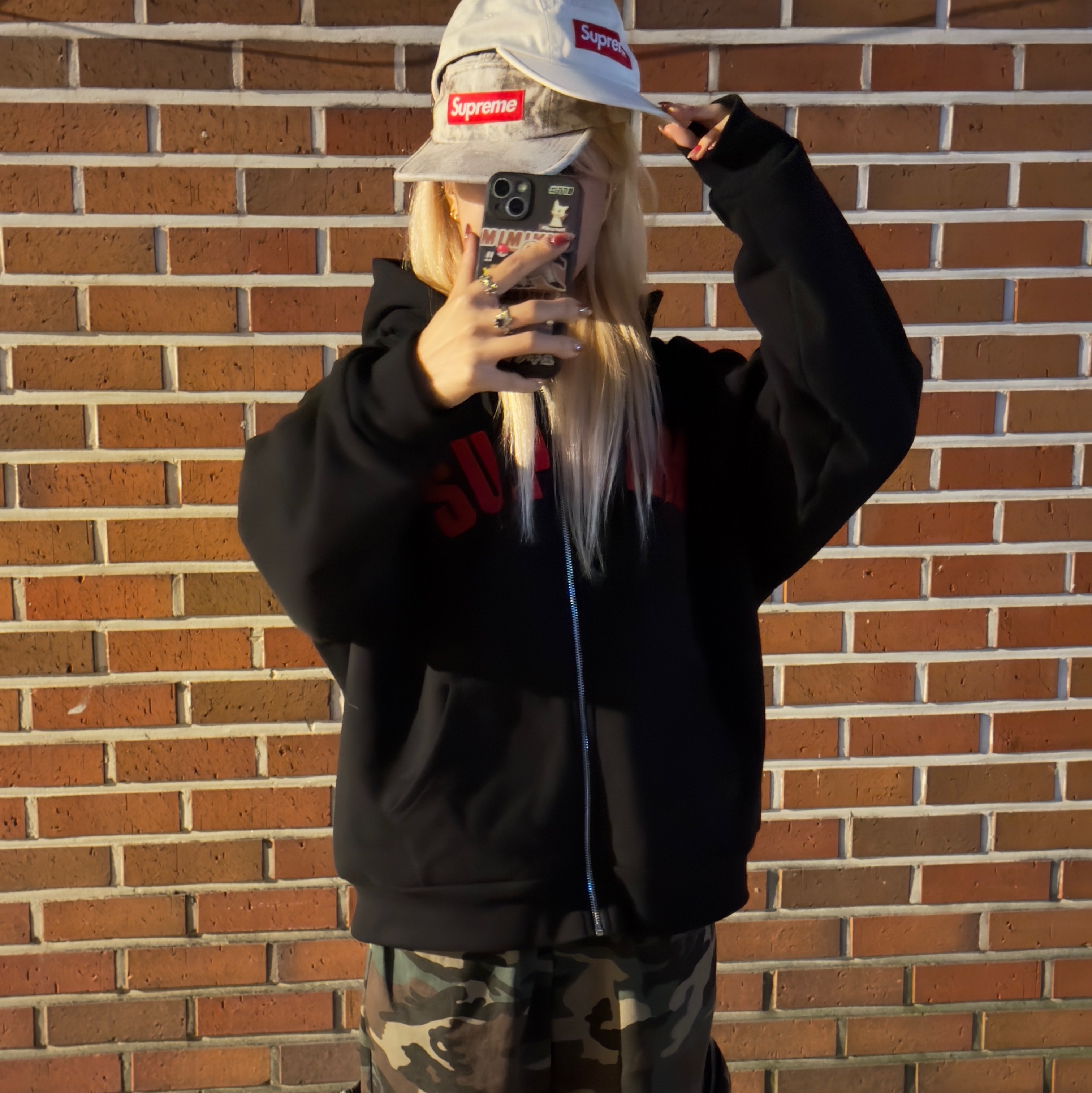 Supreme Arc Thermal Lined Zip Up Hooded Sweatshirt Black - 25FW, Supreme Denim Camp Cap Bleached - 25SS 착용 스타일 - 2