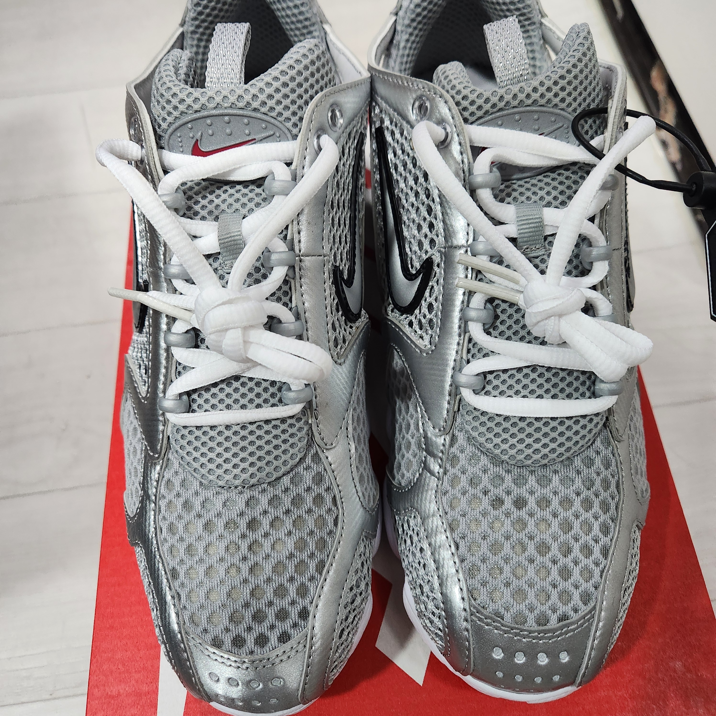 Nike Air Zoom Spiridon Cage 2 Metallic Silver 착용 스타일