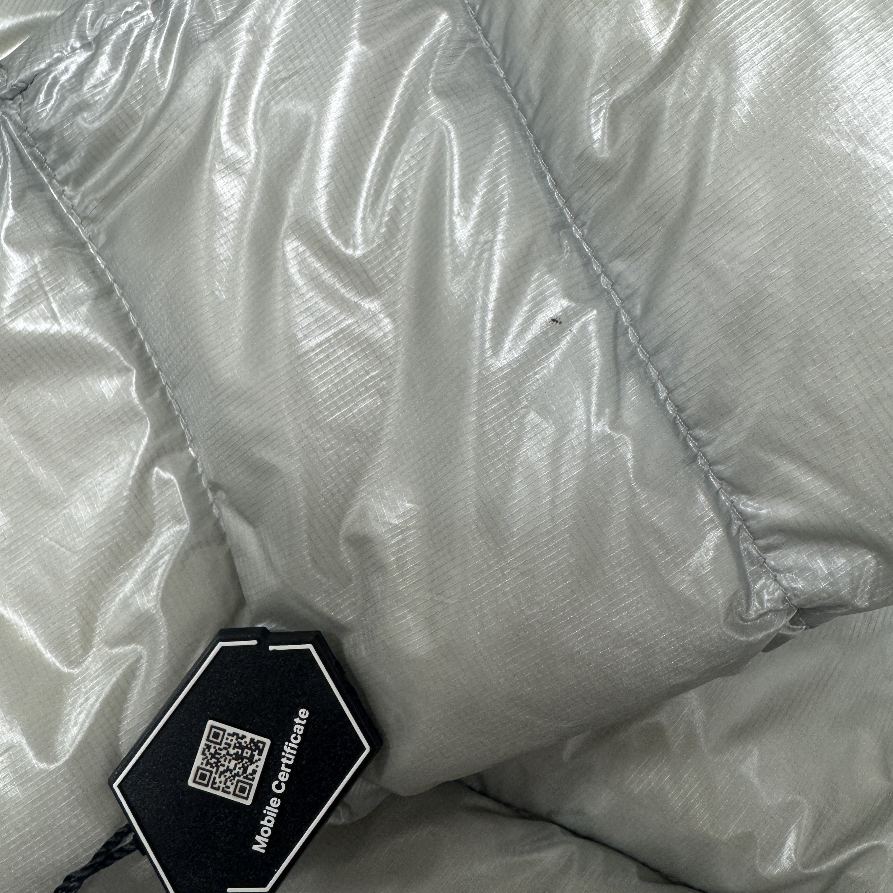 The North Face Summit Mattehorn RDS Down Jacket Light Gray 착용 스타일 - 2