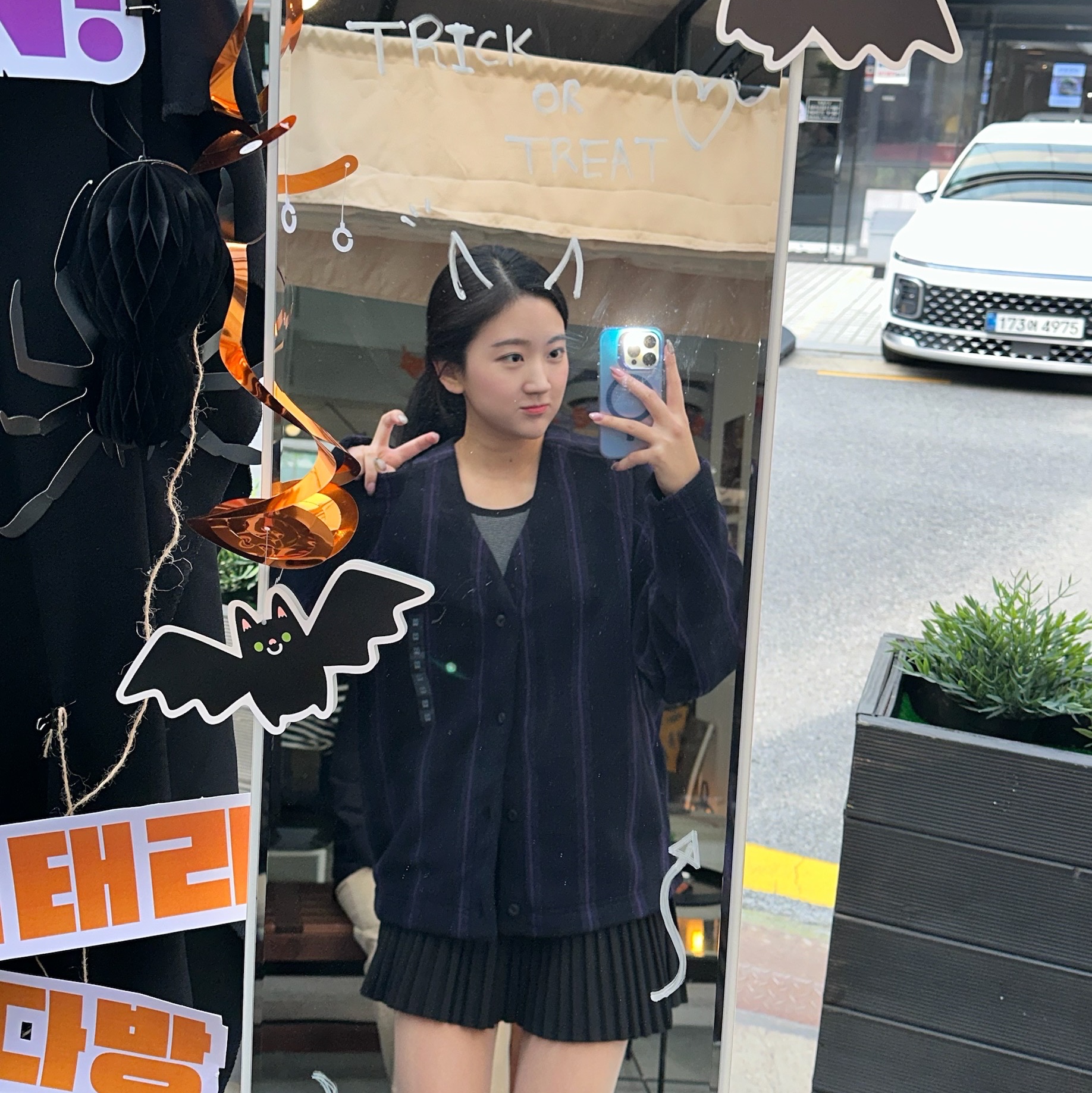 Uniqlo x Needles Fleece Oversized Cardigan Black - KR 착용 스타일