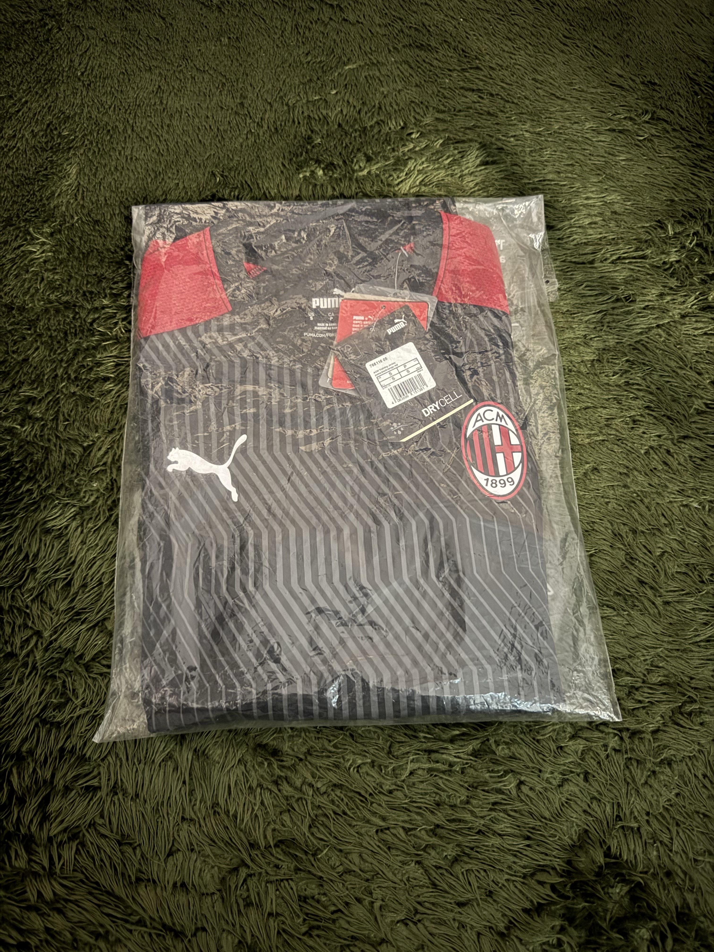 Puma x ACM Training Jersey Black Tango Red (Non Marking Ver.) 착용 스타일 - 10