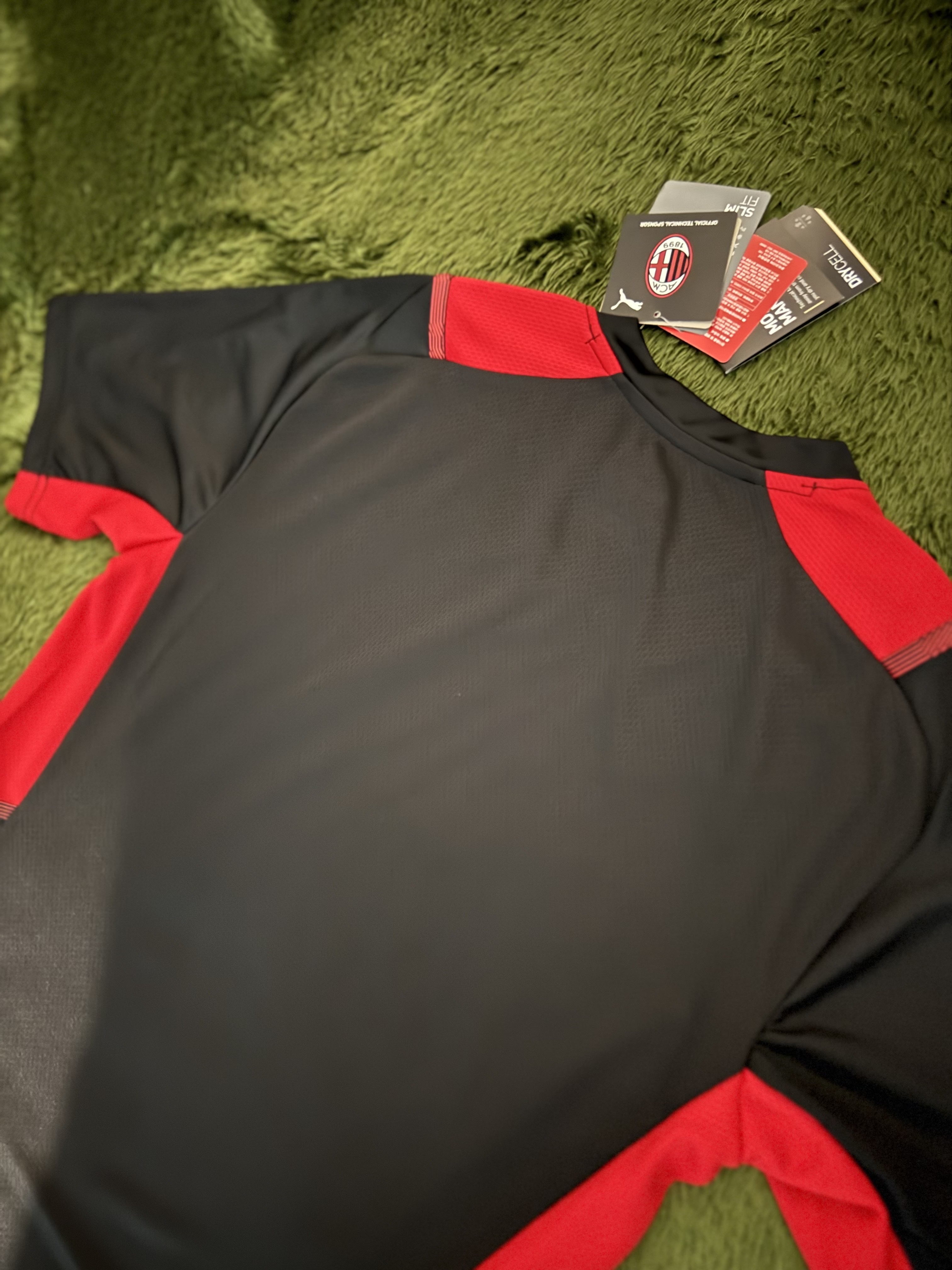 Puma x ACM Training Jersey Black Tango Red (Non Marking Ver.) 착용 스타일 - 8