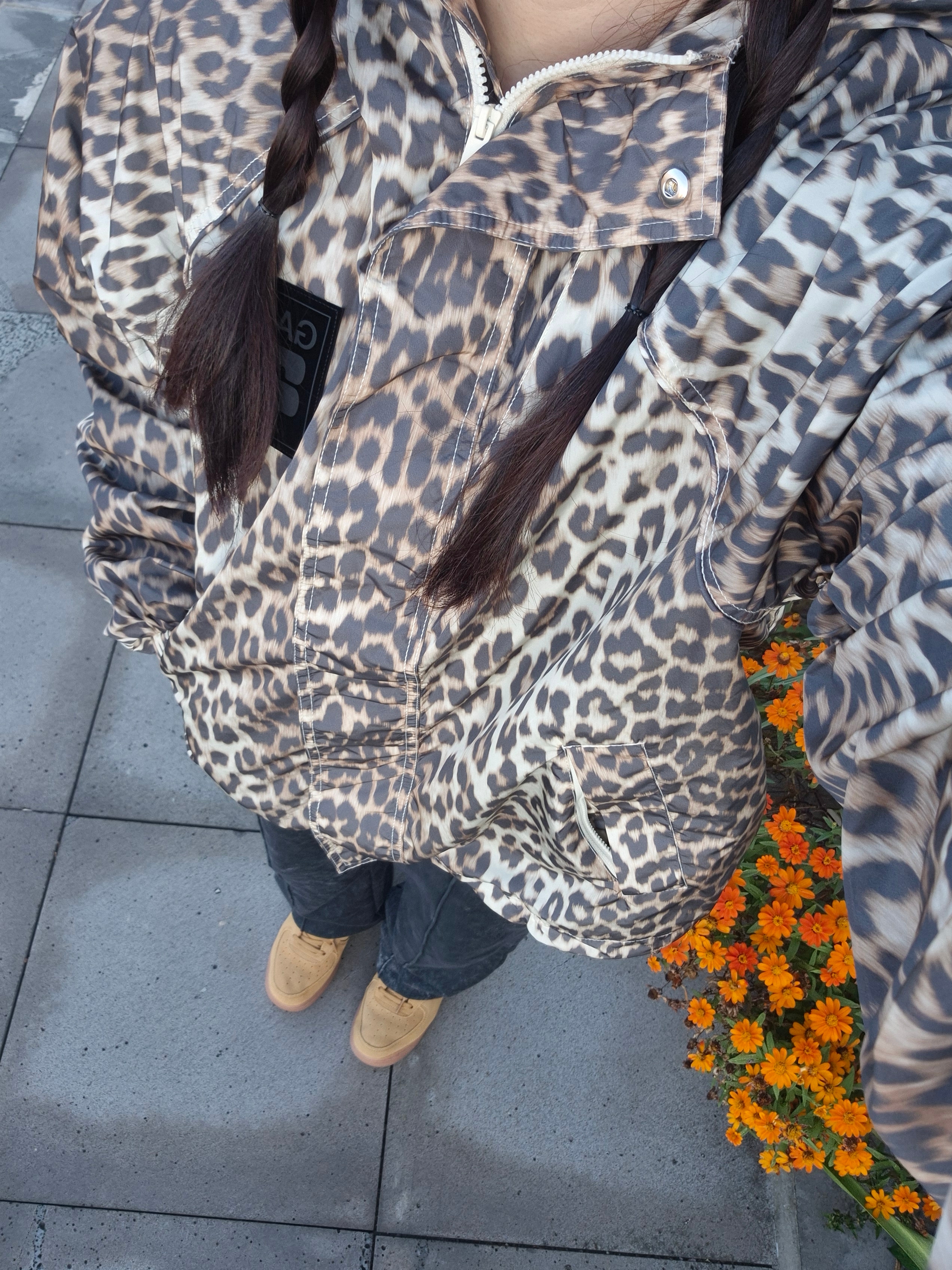(W) Ganni Leopard Print Nylon Jacket Almond Milk, Nike Air Force 1 '07 WB Flax 착용 스타일