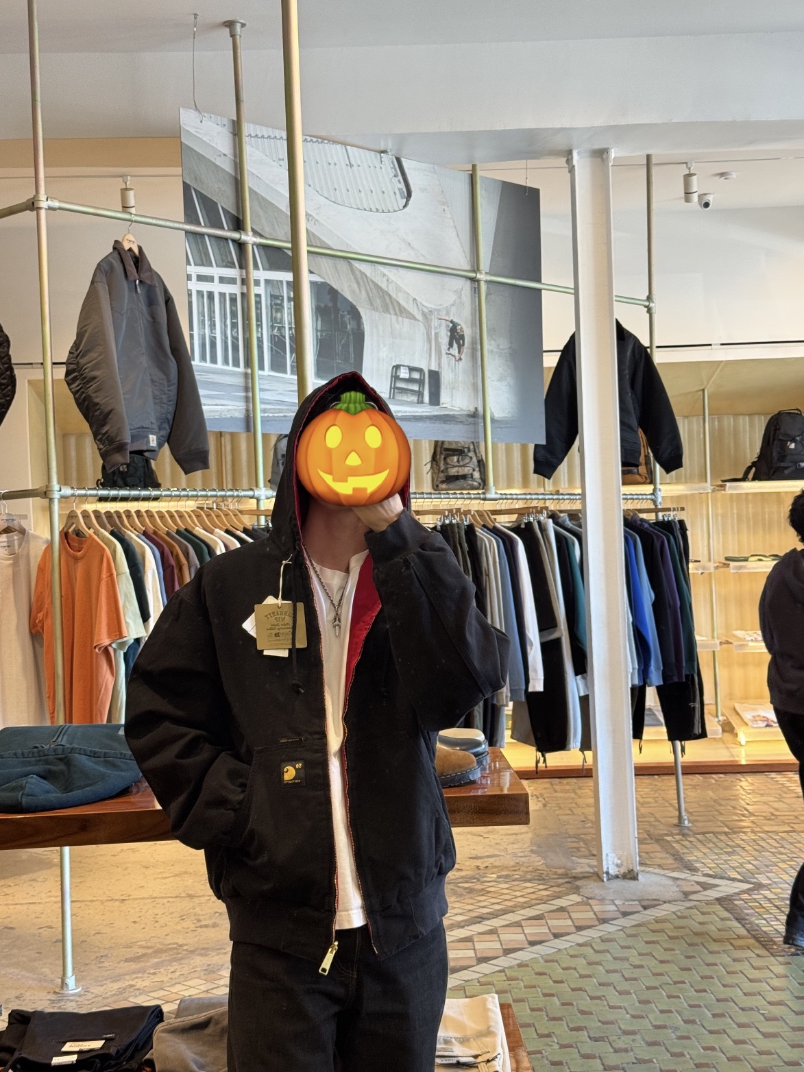 Carhartt WIP OG Active Denim Jacket 50th Anniversary Edition Blue USA Red, Carhartt WIP OG Active Canvas Jacket 50th Anniversary Edition Black USA Red 착용 스타일 - 4