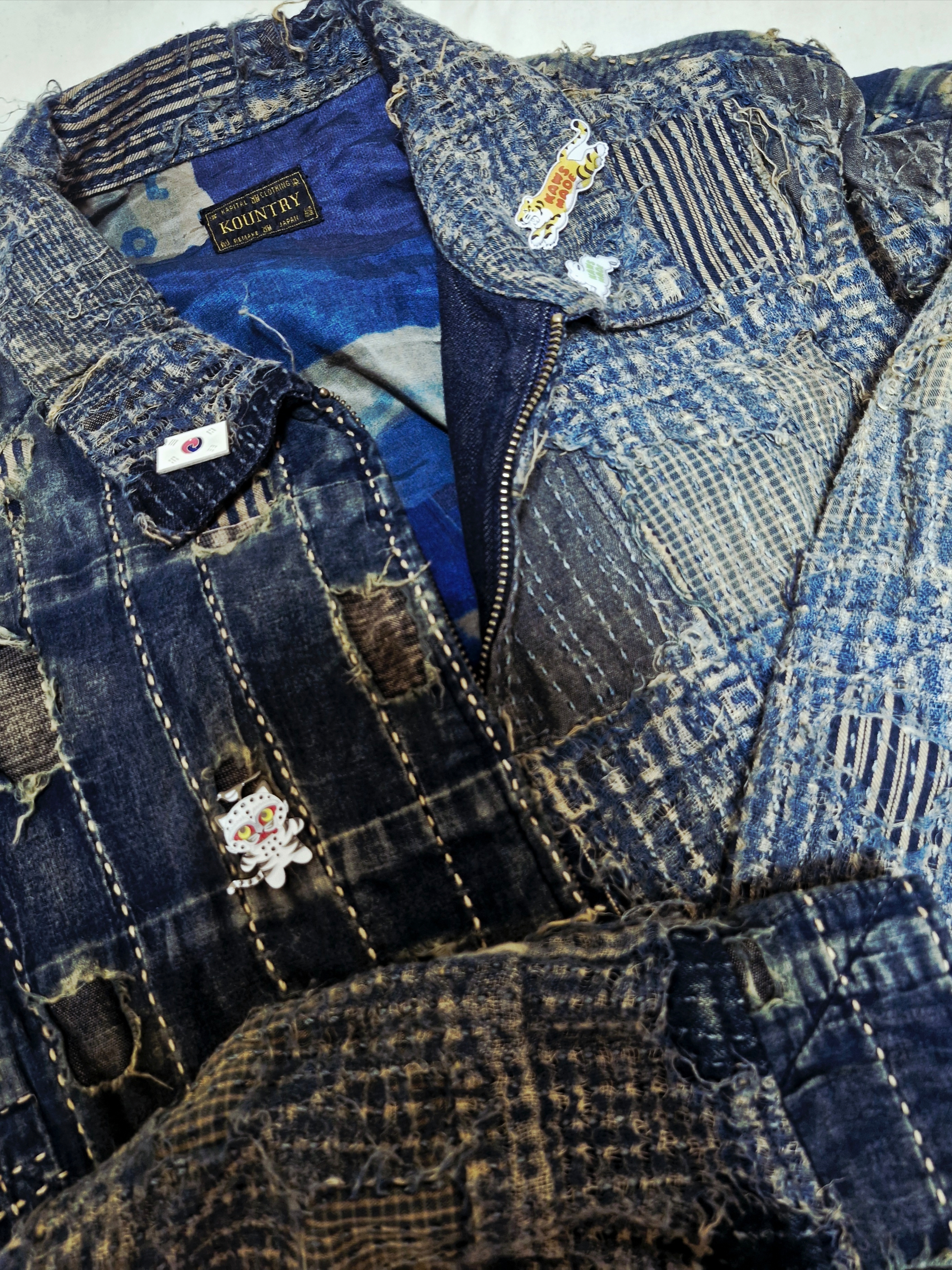 Kapital Boro T Back Drizzler Jacket Indigo, Muds Kkachi Tiger Badge 착용 스타일 - 1