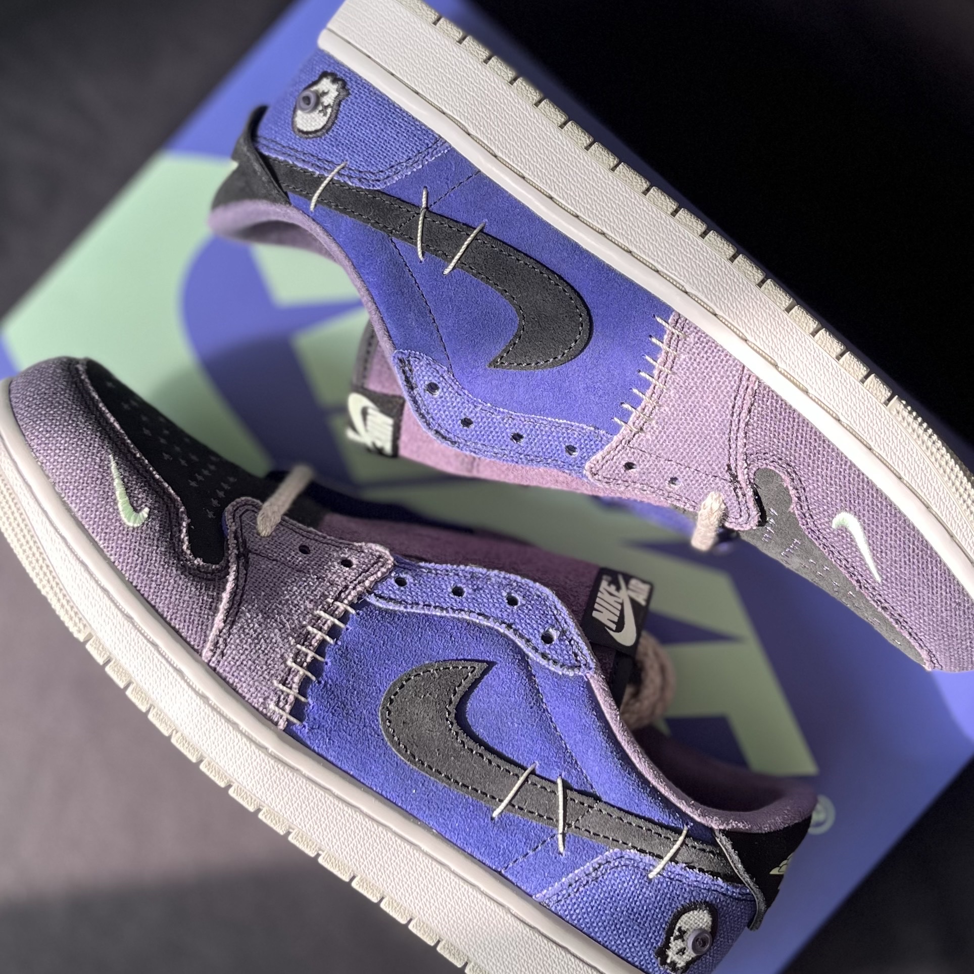 Jordan 1 x Zion Williamson Retro Low OG Regency Purple and Dark Raisin 착용 스타일