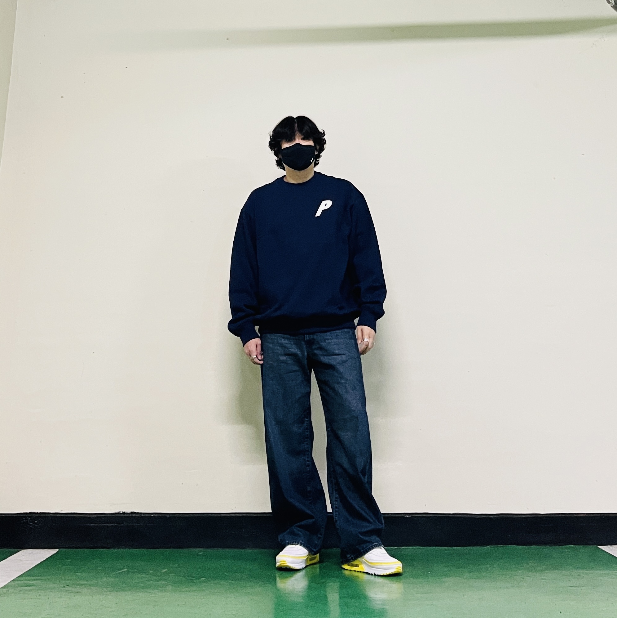 Palace P3 Chain Puff Crew Navy - 25FW, Nike x Undefeated Air Max 90 White Optic Yellow 착용 스타일 - 3