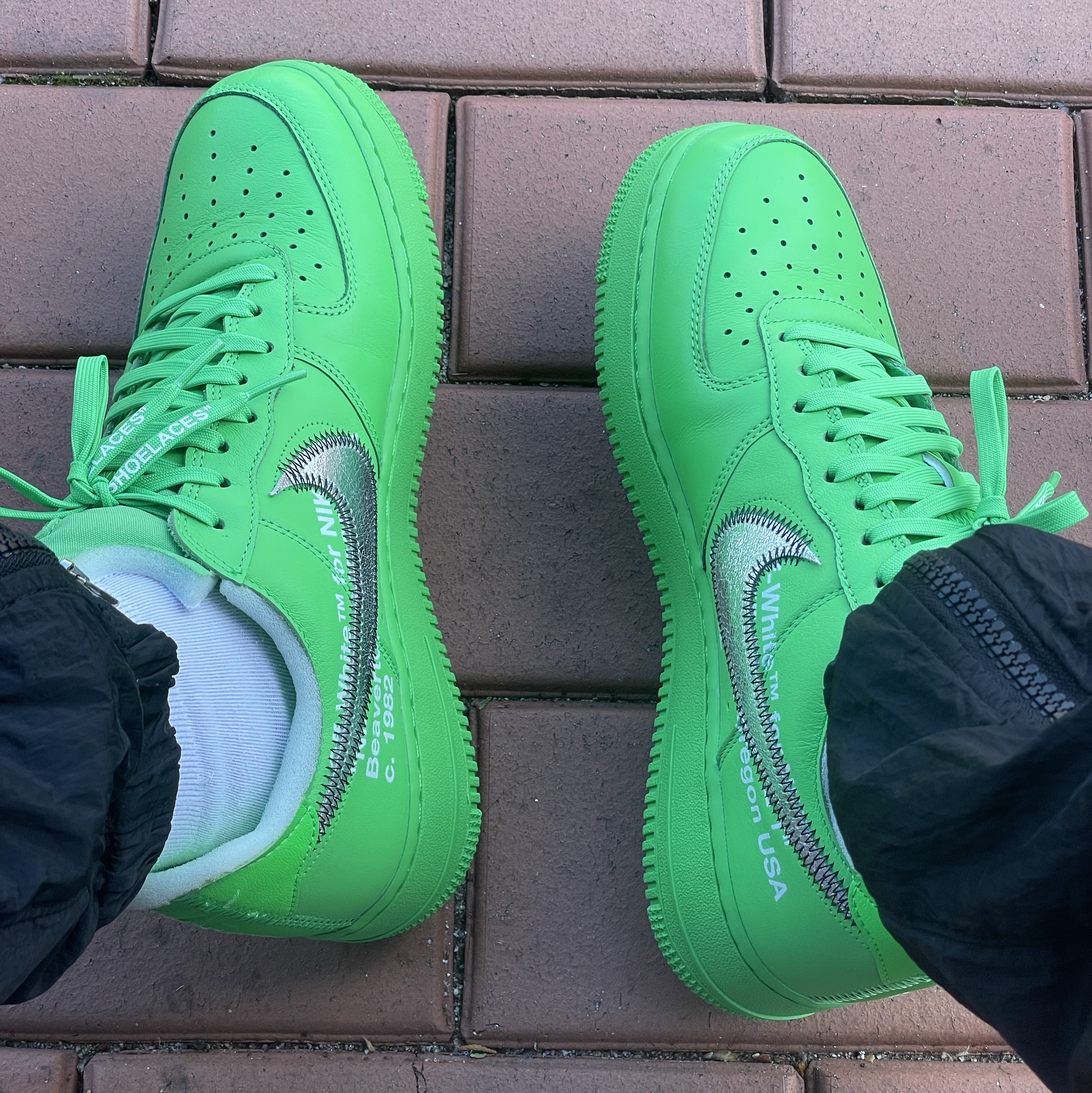 Nike x Off-White Air Force 1 Low Brooklyn 착용 스타일