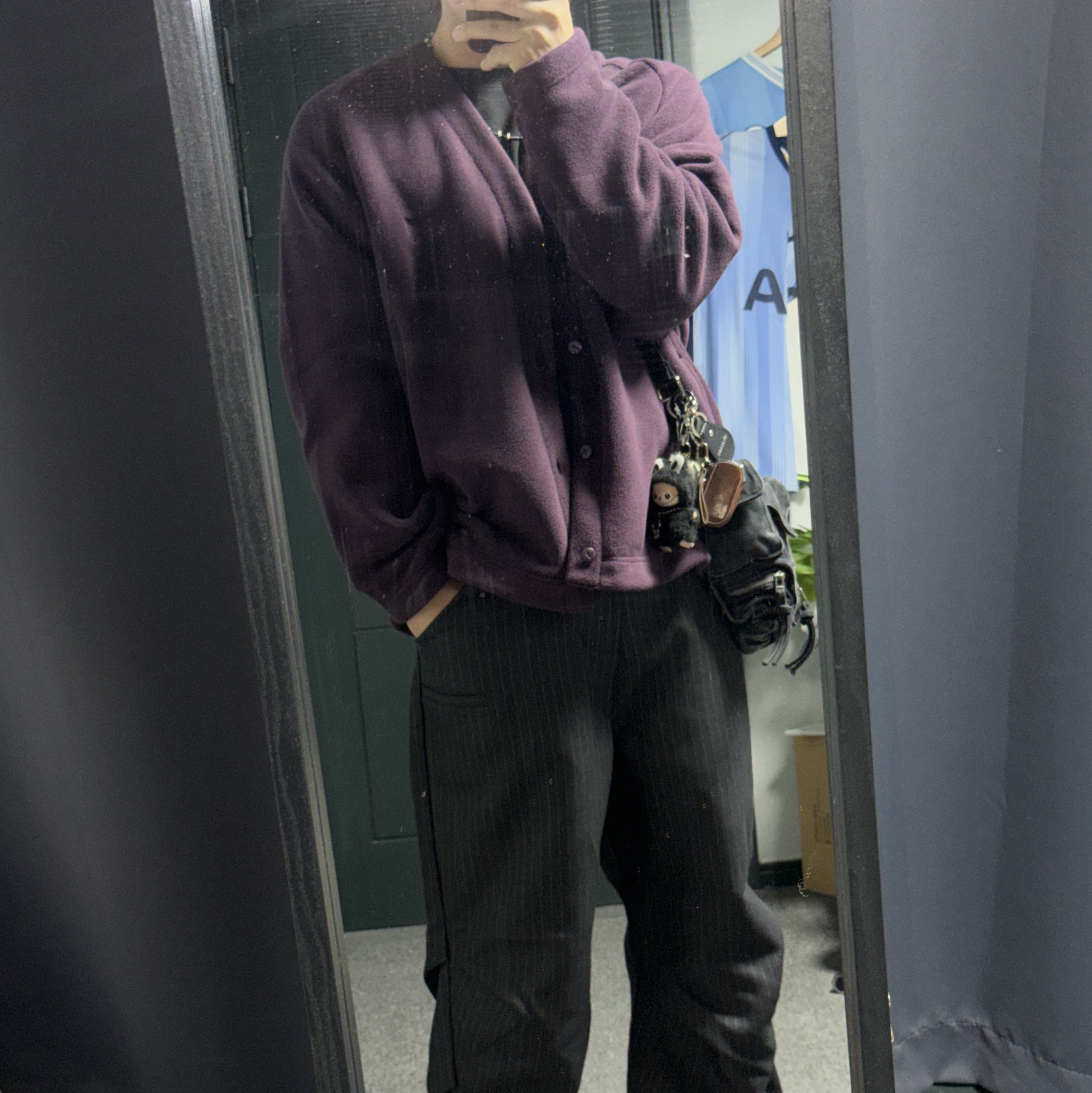 Uniqlo x Needles Fleece Oversized Cardigan Purple - KR, Pop Mart Labubu The Monsters Pin For Love Series Vinyl Plush Pendant (N-Z) R (Opened Case) 착용 스타일 - 3