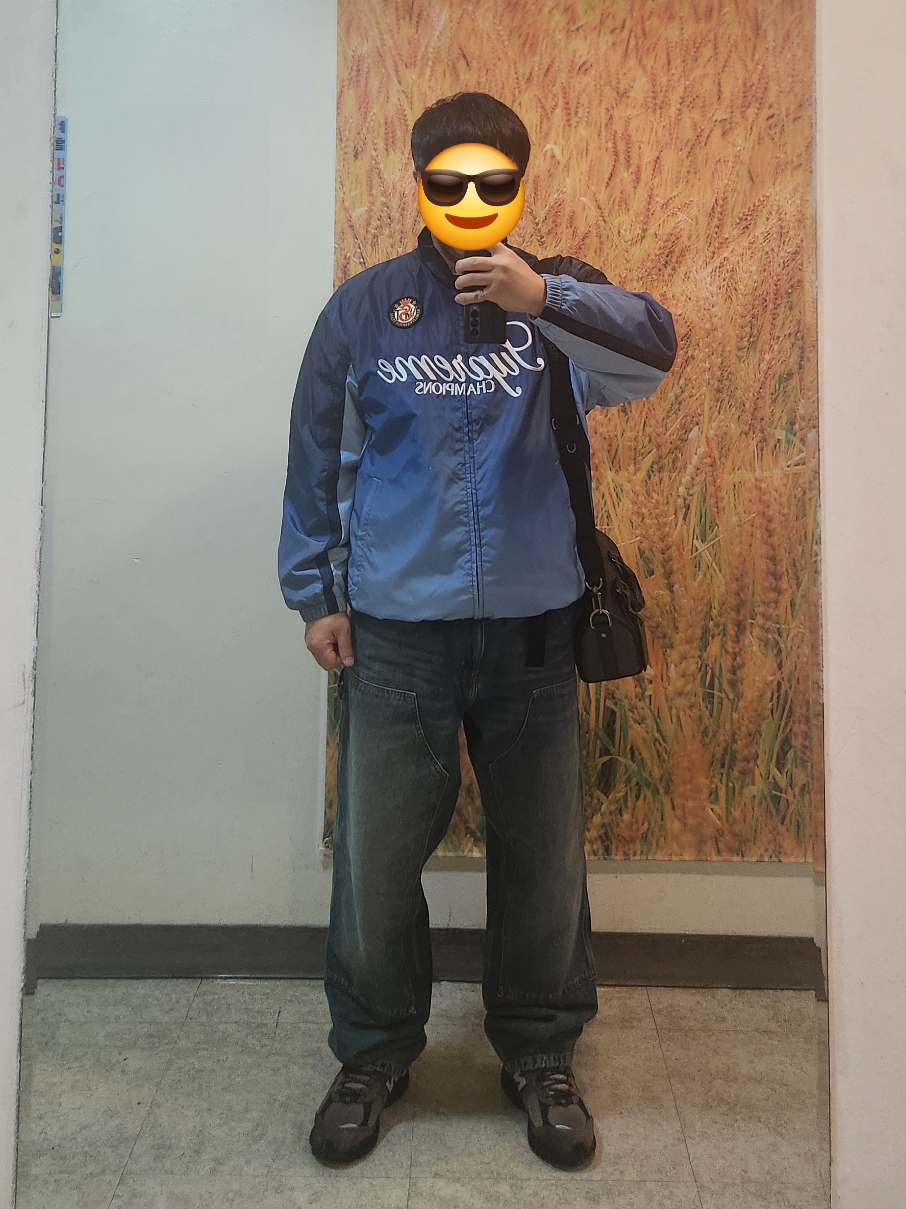 Supreme x Umbro Gradient Track Jacket Navy - 25FW, Carhartt WIP Smith Double Knee Pants Blue Worn Used Wash 착용 스타일