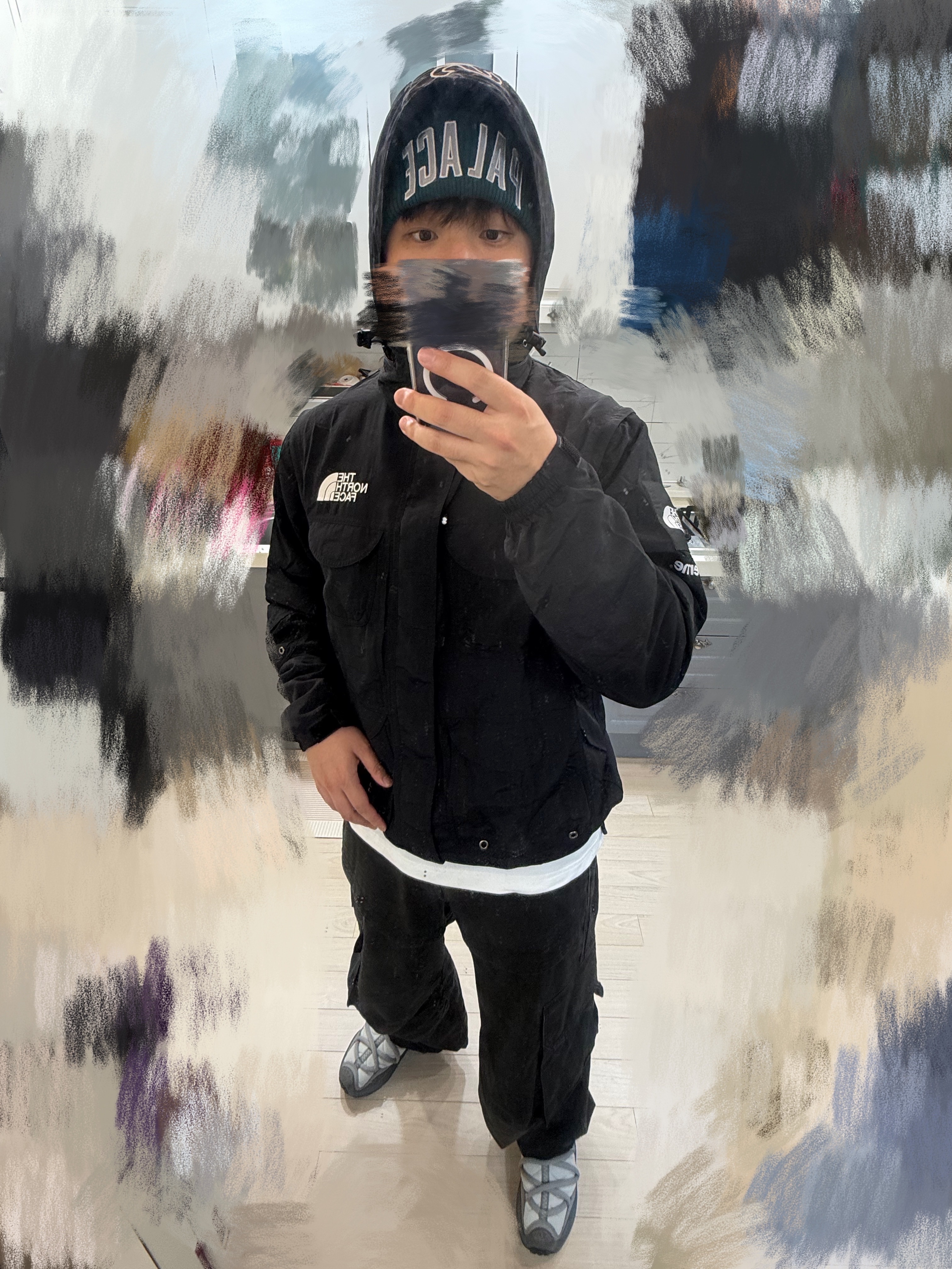 Palace Zip Pocket Beanie Green - 22SS, Supreme x The North Face Trekking Convertible Jacket Black - 22SS 착용 스타일 - 1