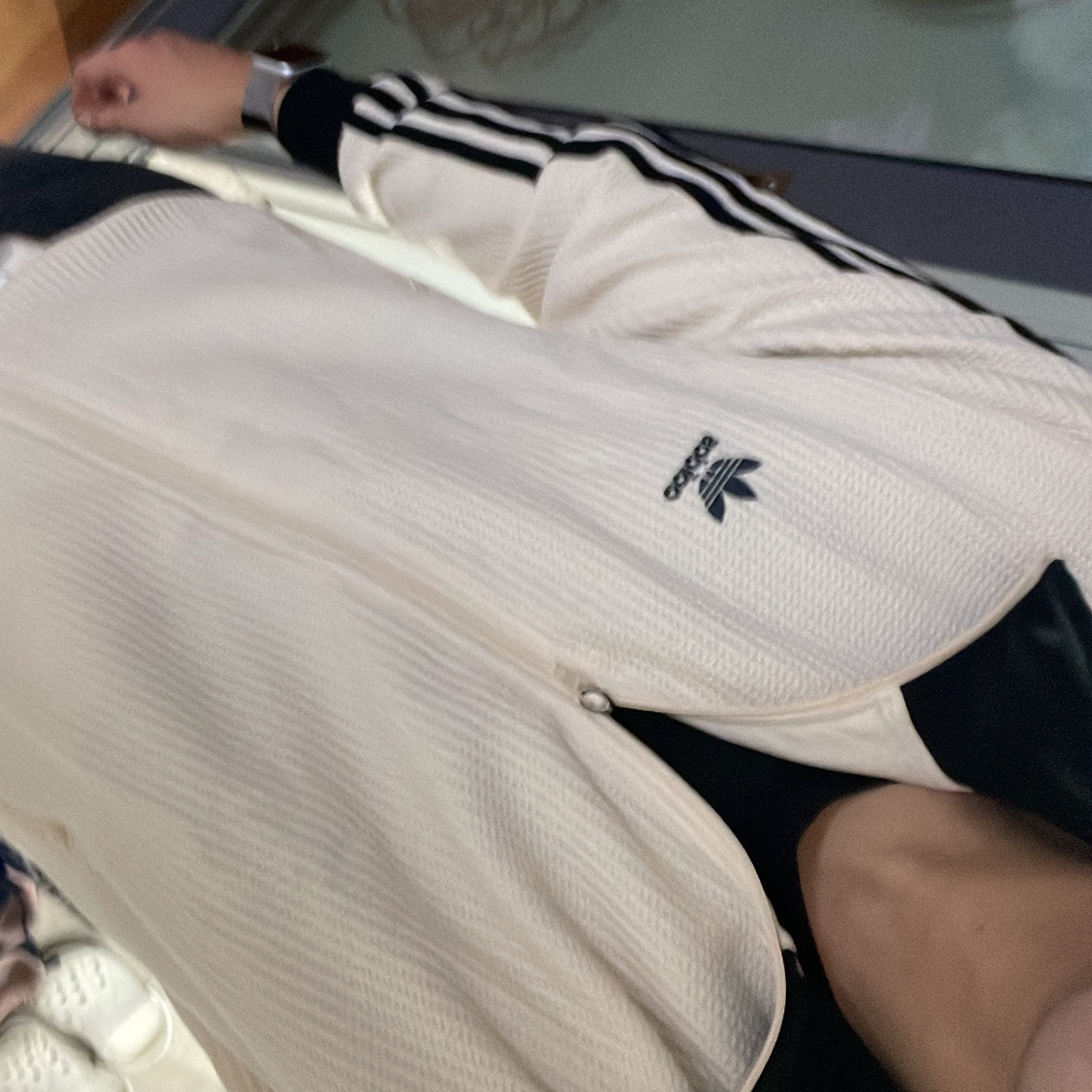 Adidas Waffle Beckenbauer Track Top Wonder White - KR Sizing, Apple Watch SE 2nd 44mm GPS Silver Aluminium Case with Sport Band M/L Denim (Korean Ver.) 착용 스타일