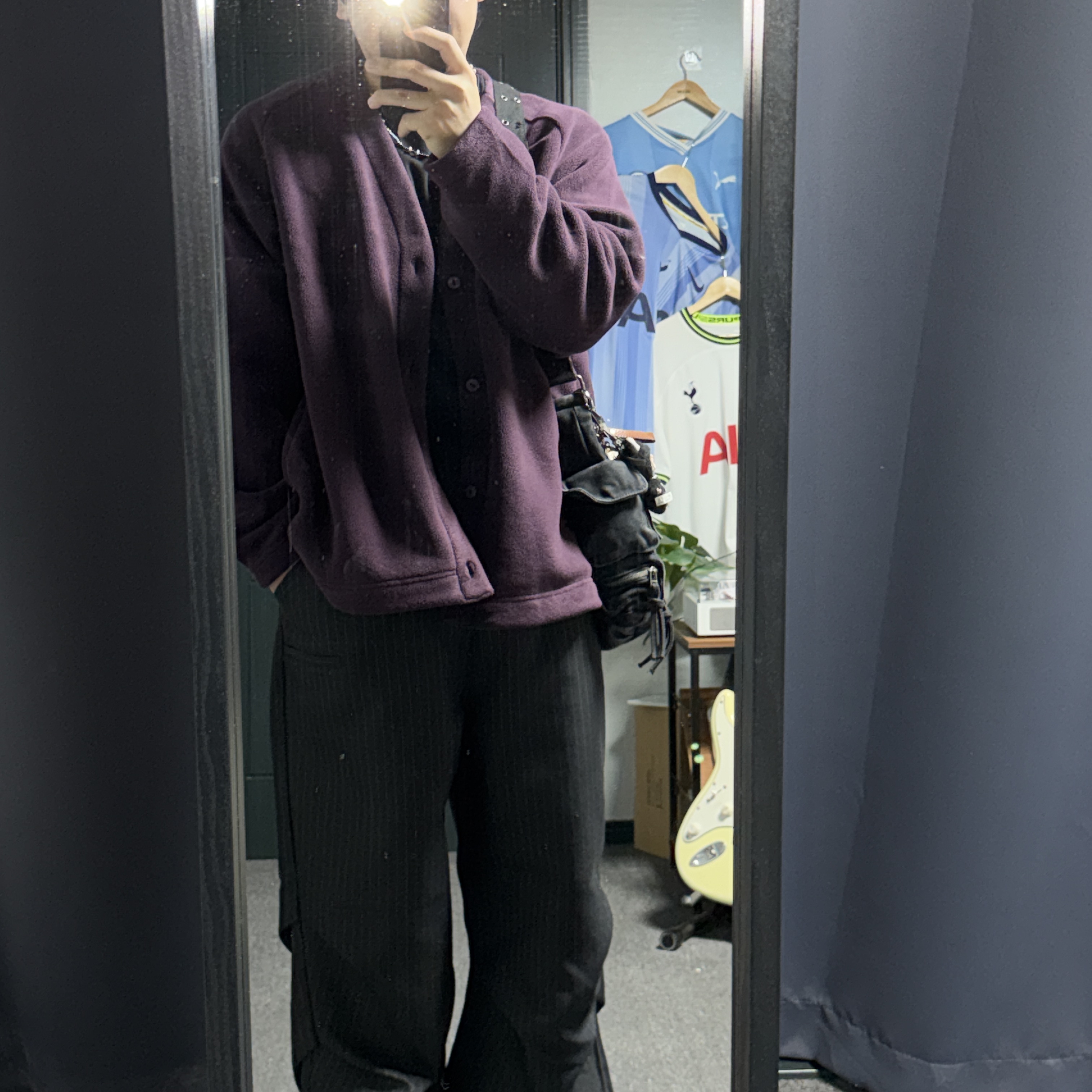 Uniqlo x Needles Fleece Oversized Cardigan Purple - KR, Pop Mart Labubu The Monsters Pin For Love Series Vinyl Plush Pendant (N-Z) R (Opened Case) 착용 스타일 - 2
