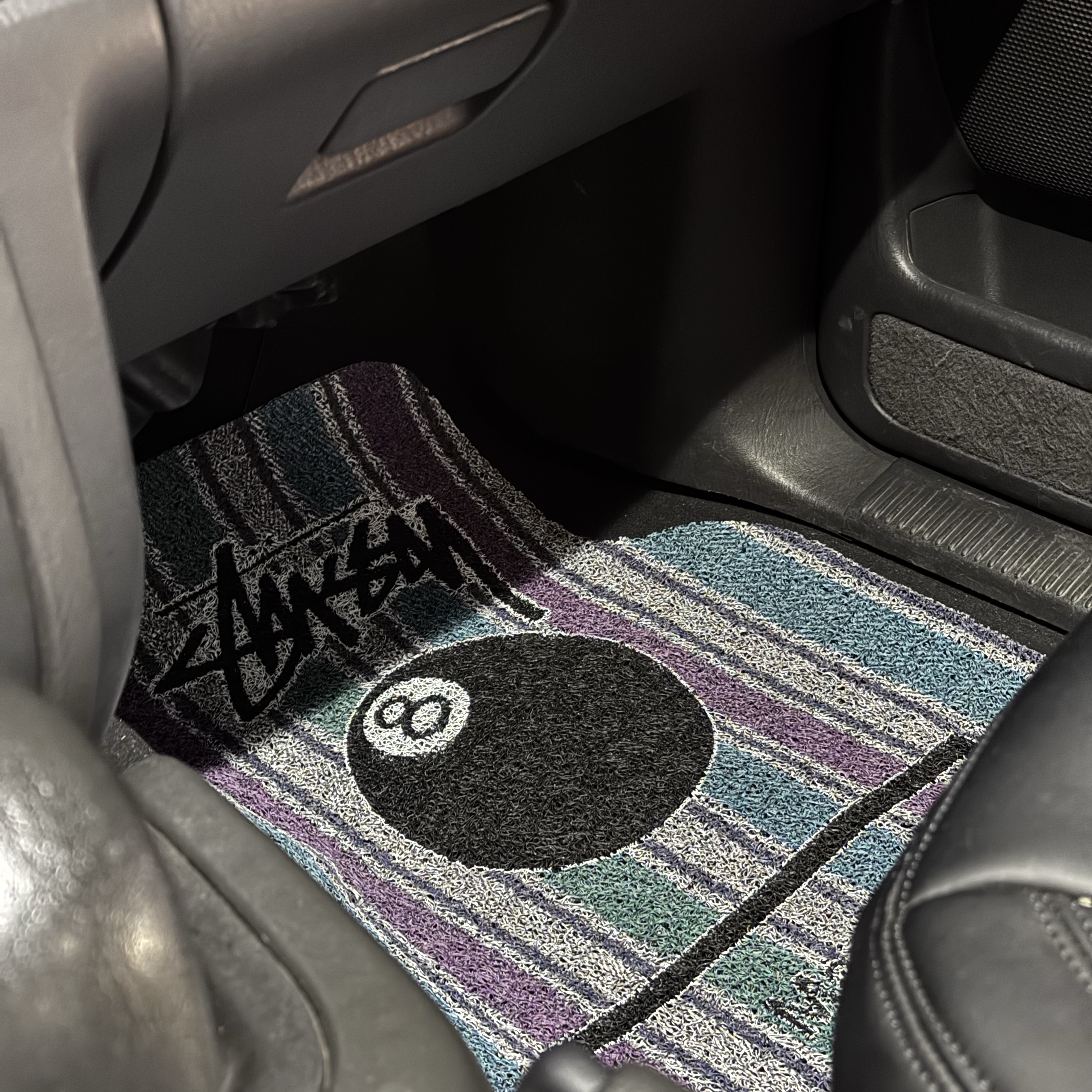 Stussy x Martine Rose Car Mat Set 착용 스타일