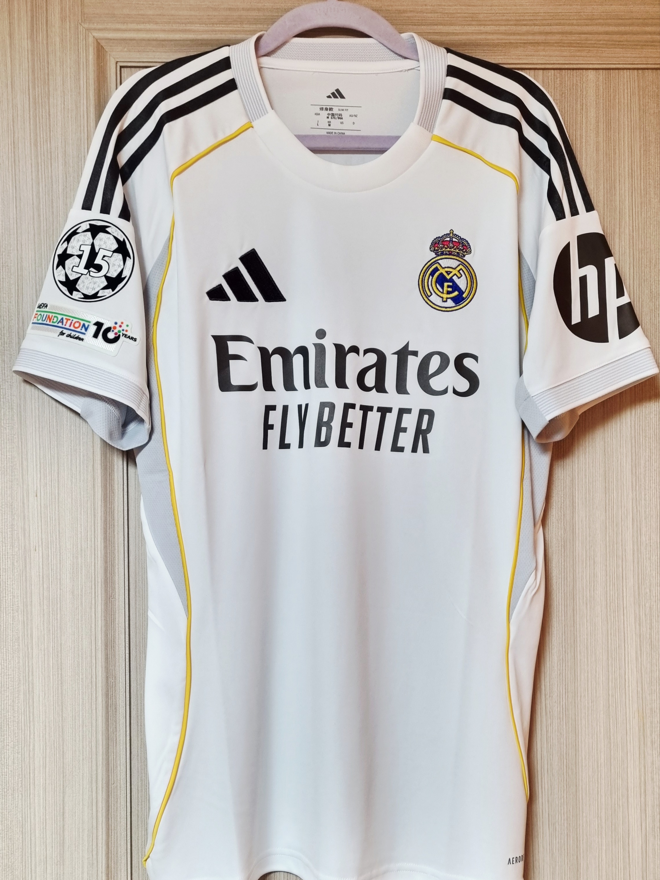 Adidas Real Madrid 2025/26 Home Jersey White - KR Sizing (Non Marking Ver.) 착용 스타일