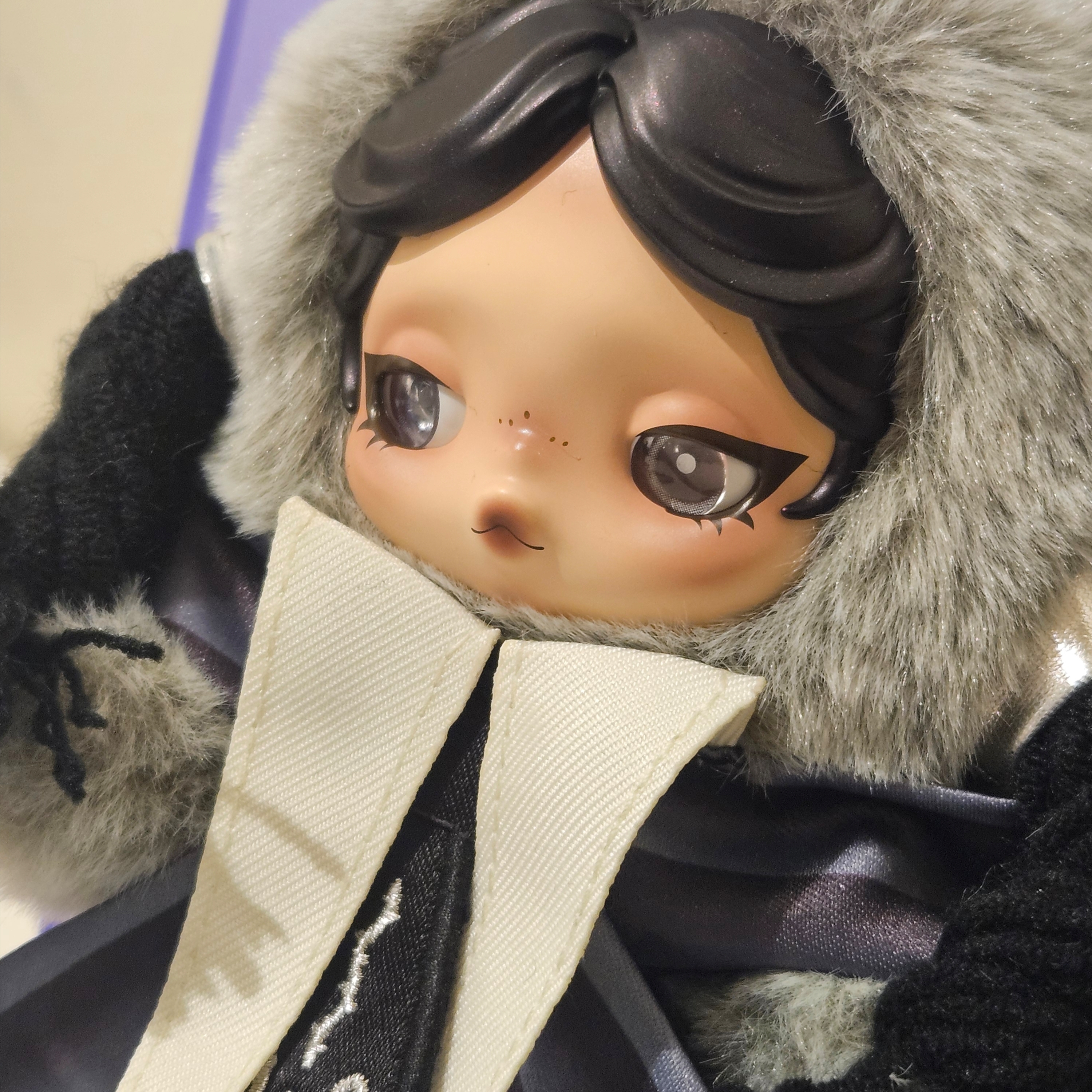 Pop Mart Skullpanda x Wednesday Plush Nevermore Academy Uniform Version 착용 스타일 - 2