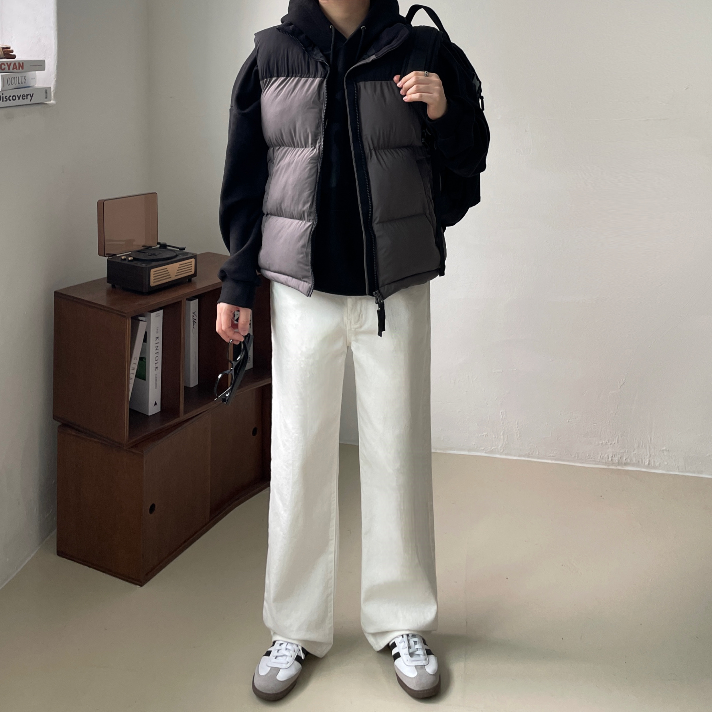 Adidas Samba OG Cloud White 착용 스타일 - 1