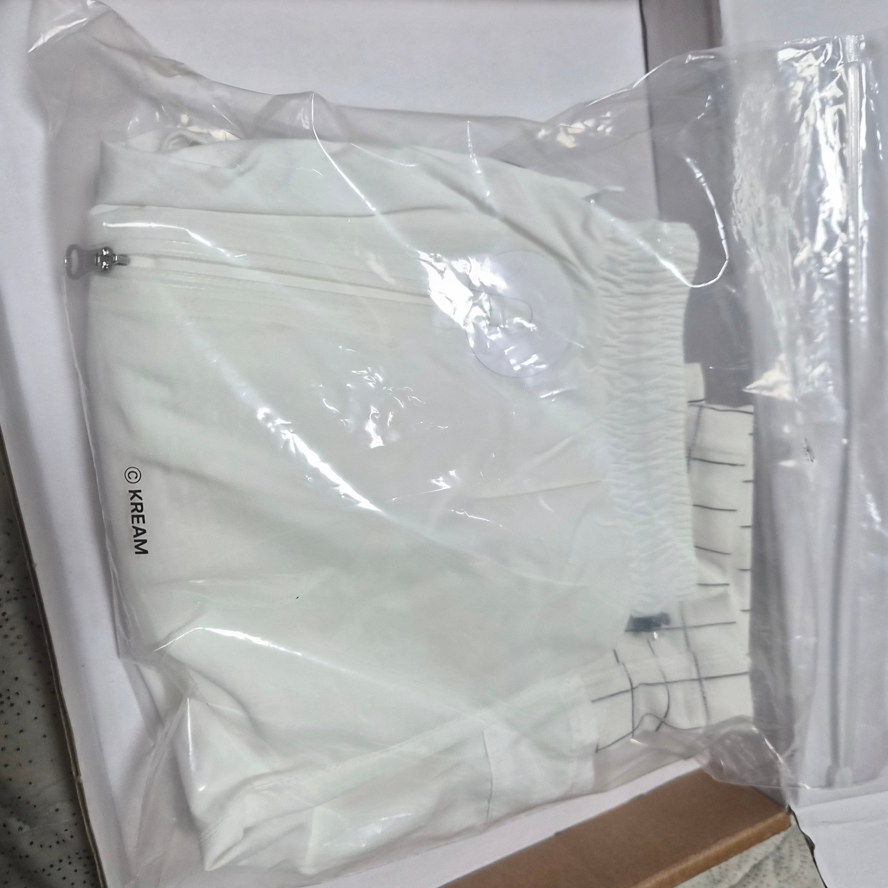 Nike x Off-White NRG Shorts White 착용 스타일 - 1