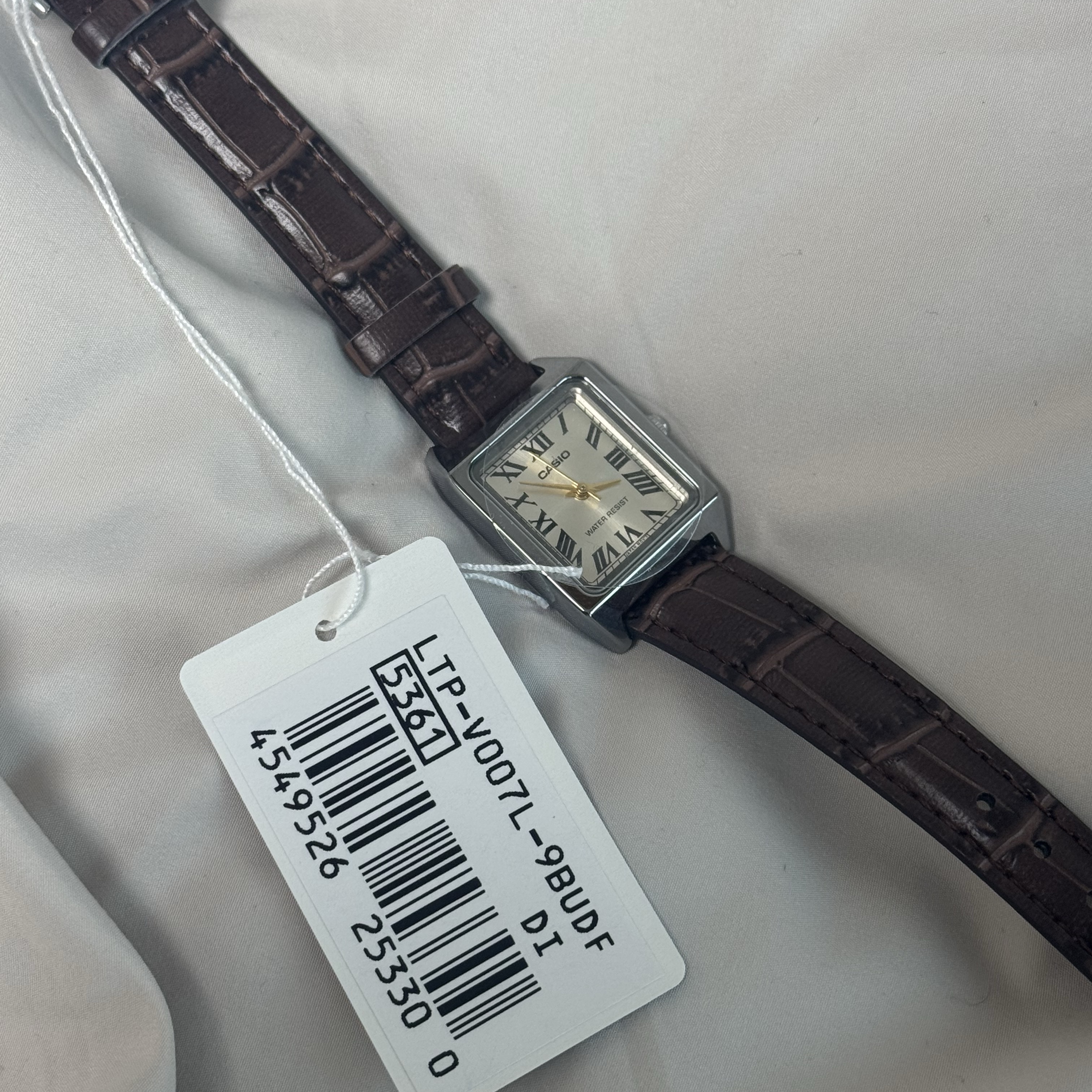 Casio LTP-V007L-9B 착용 스타일