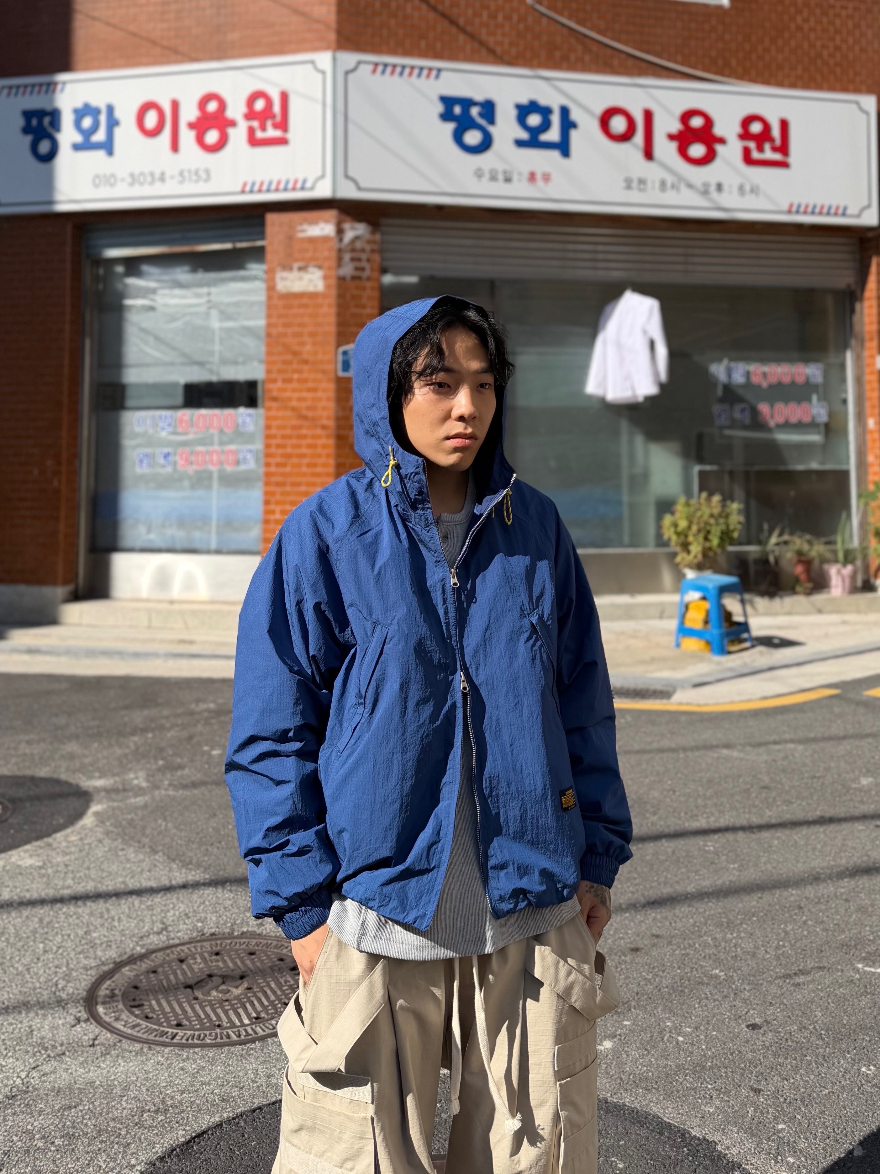 Wapworks Hard Knocks Cargo Pants Dune, Balenciaga Cargo Sneakers White Grey 착용 스타일 - 7