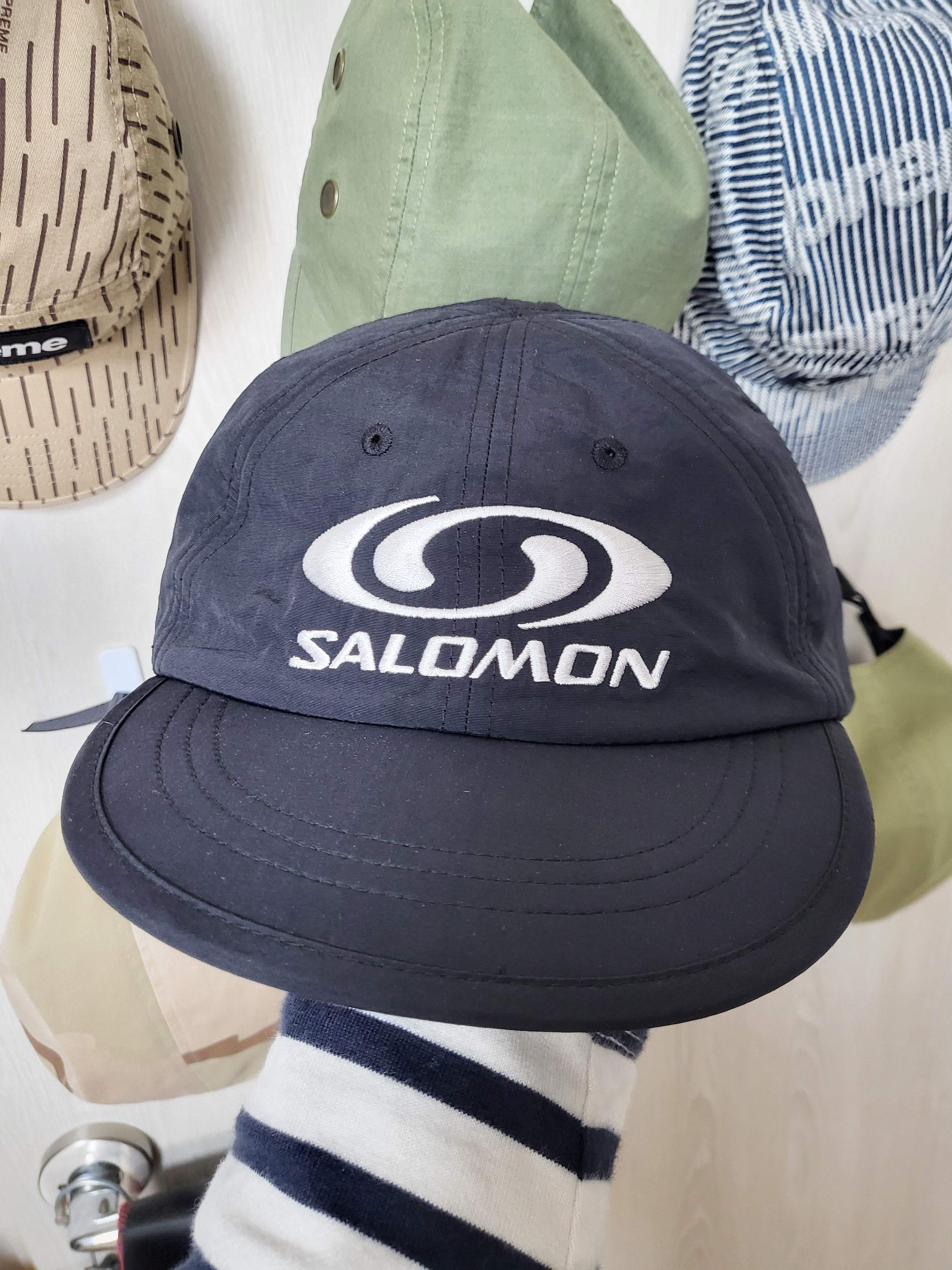 Salomon Link 6 Panel Cap Black 착용 스타일