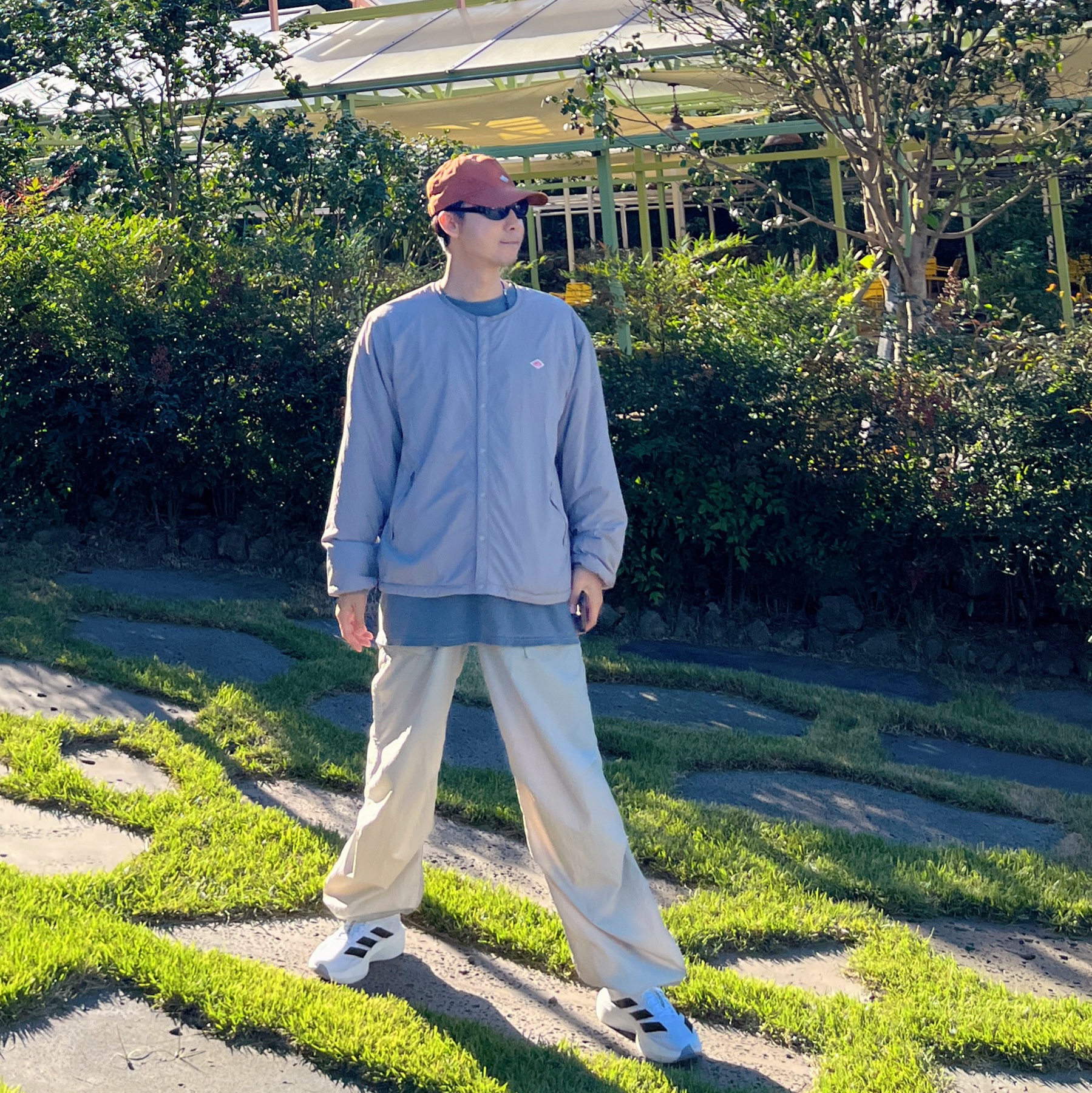 (W) Zara x And Wander Water Repellent Trousers Light Mint Green, (W) Danton Insulation Collarless Jacket Taupe 착용 스타일 - 2
