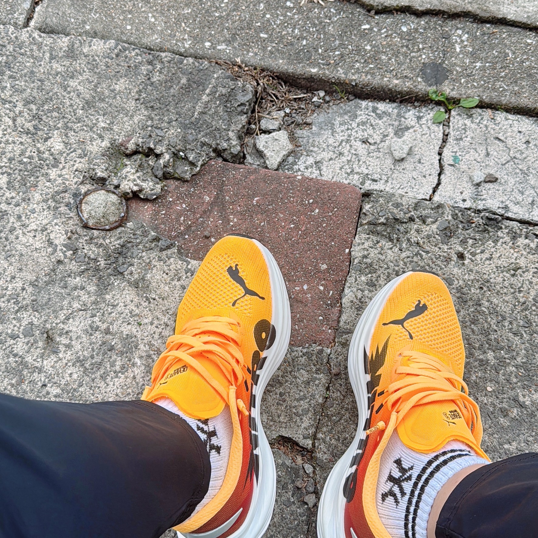 Puma Deviate Nitro 3 Fade Sun Stream Sunset Glow 착용 스타일 - 2