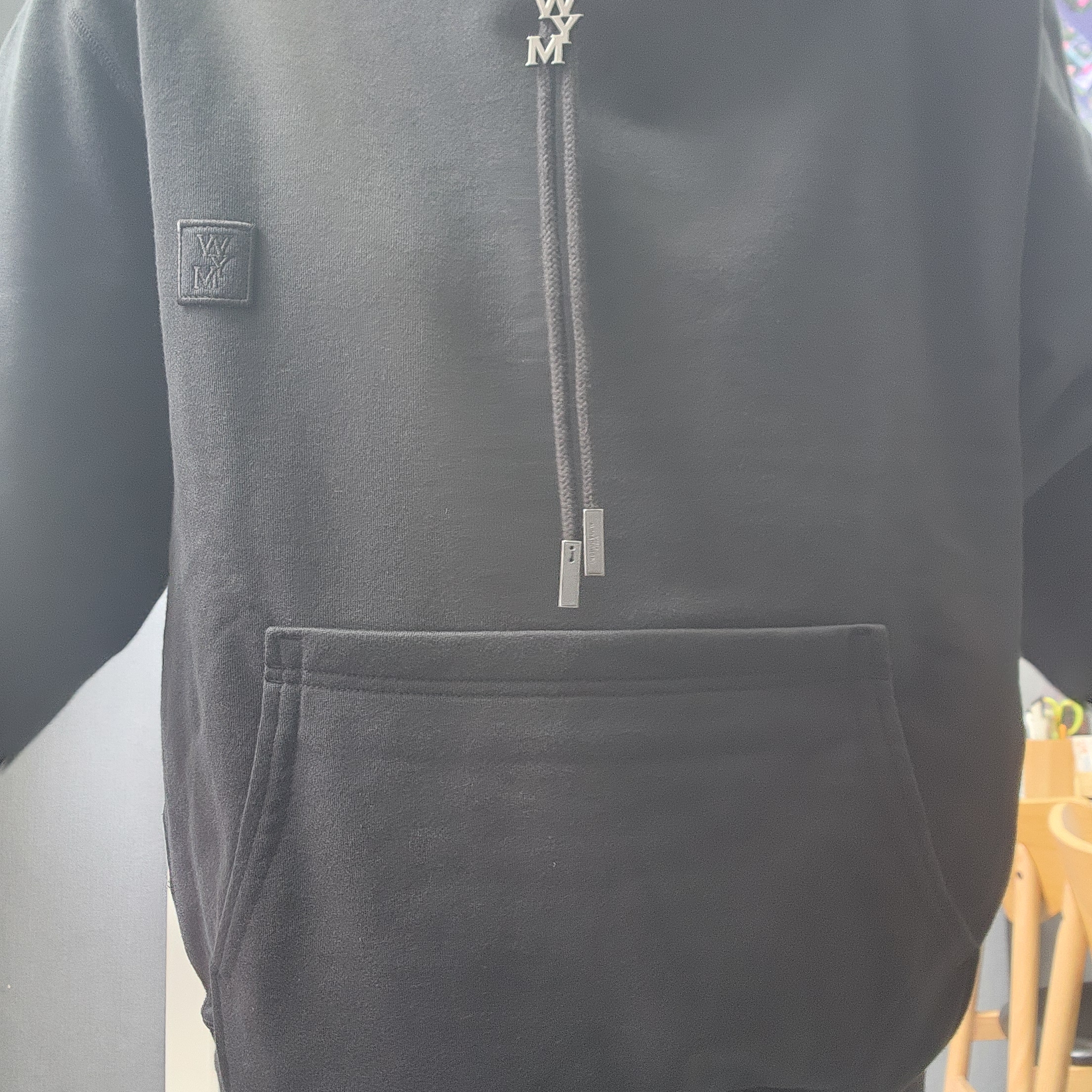 Wooyoungmi Back Logo Hoodie Black - 25FW 착용 스타일 - 3