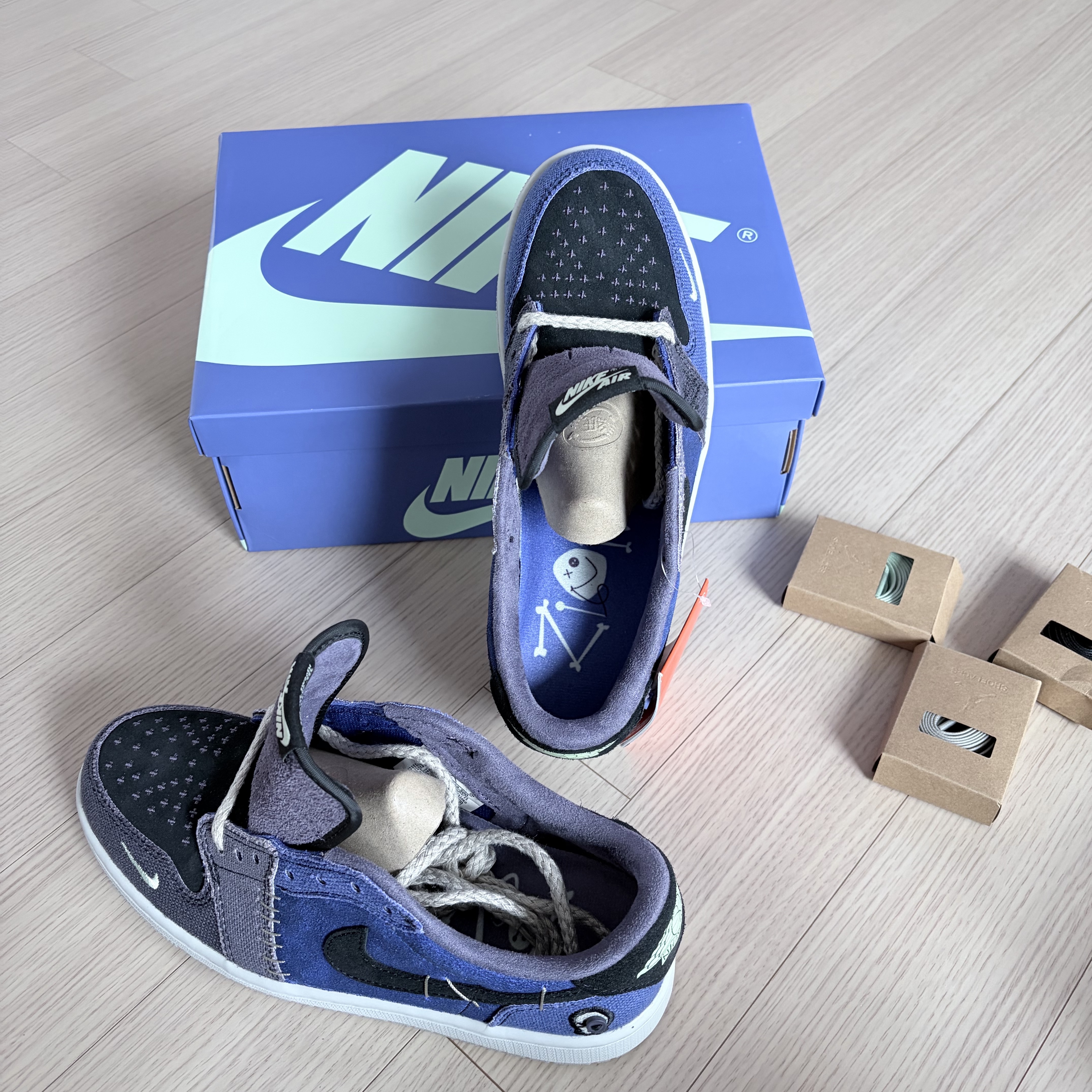 Jordan 1 x Zion Williamson Retro Low OG Regency Purple and Dark Raisin 착용 스타일 - 2