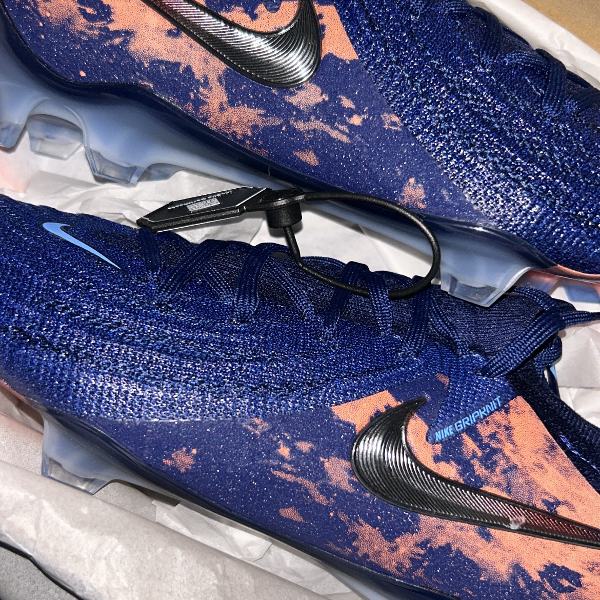 Nike Phantom GX 2 Elite Erling Haaland Force9 FG Blue Void Chrome 착용 스타일