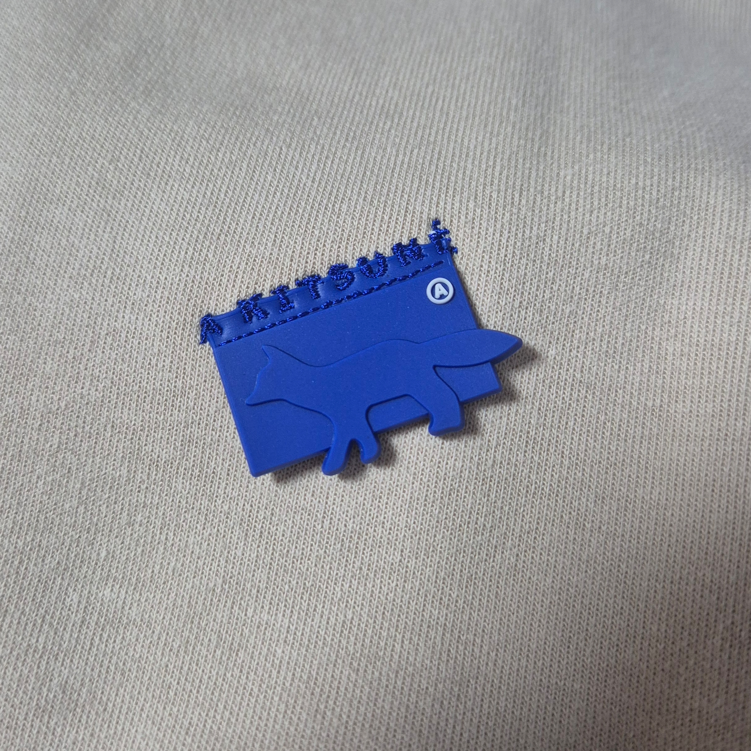 Maison Kitsune x Ader Error Meditation Fox Sweatshirt Ivory 착용 스타일 - 3