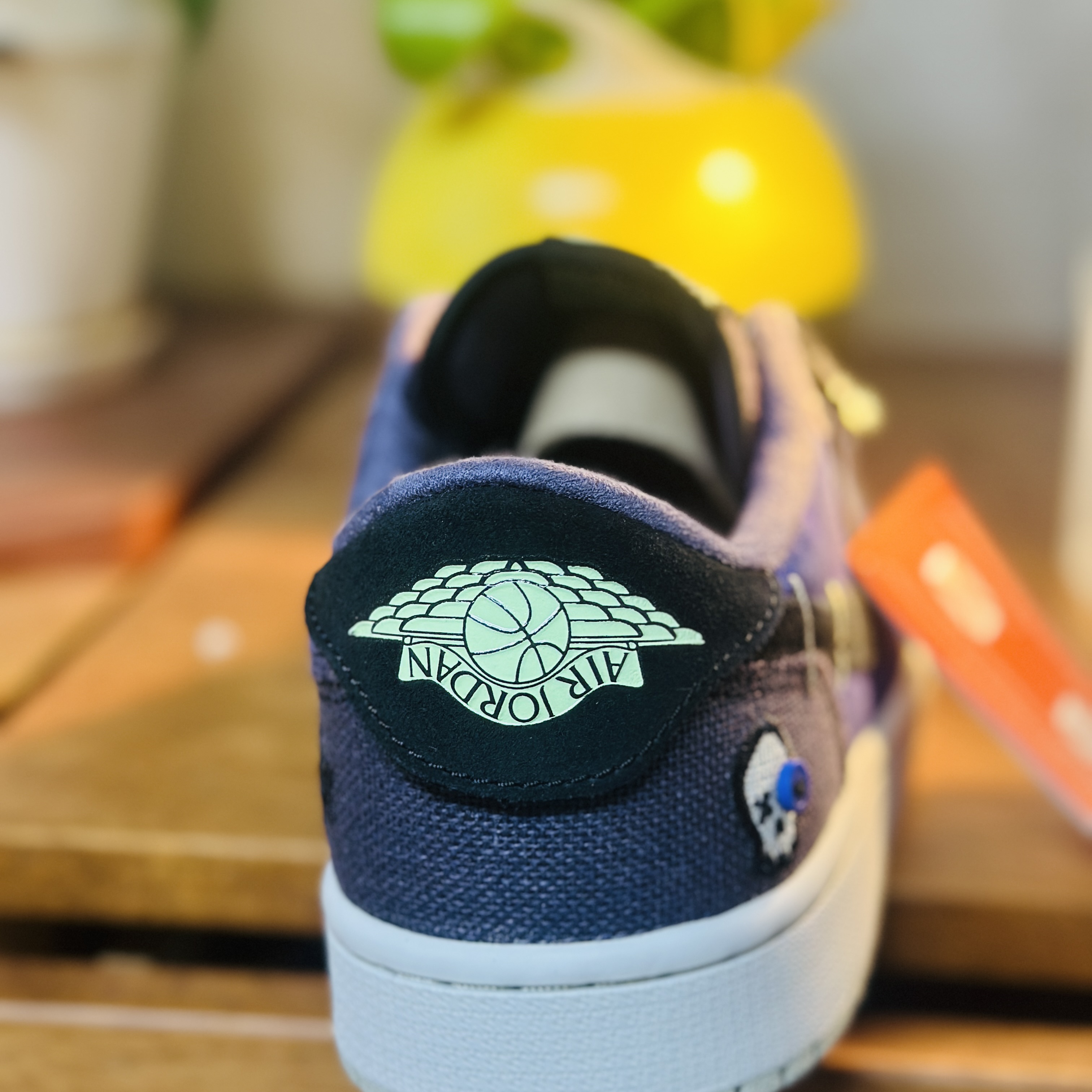 Jordan 1 x Zion Williamson Retro Low OG Regency Purple and Dark Raisin 착용 스타일 - 3