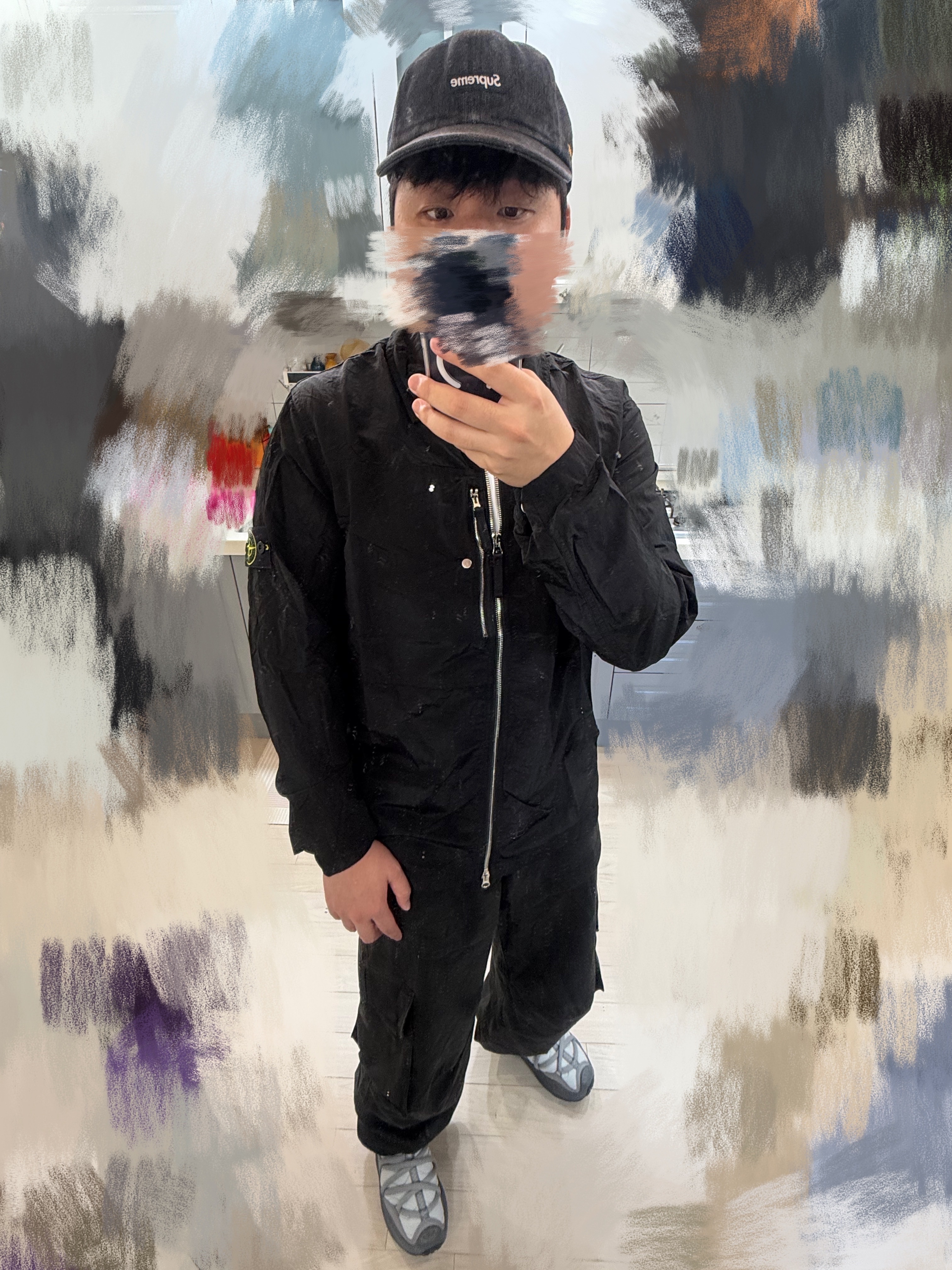 Supreme Cordura Denim Small Box 6-Panel Black - 24SS, Stone Island 1200031 Nylon Metal in Econyl Regenerated Nylon Garment Dyed Overshirt Black - 25FW 착용 스타일 - 1