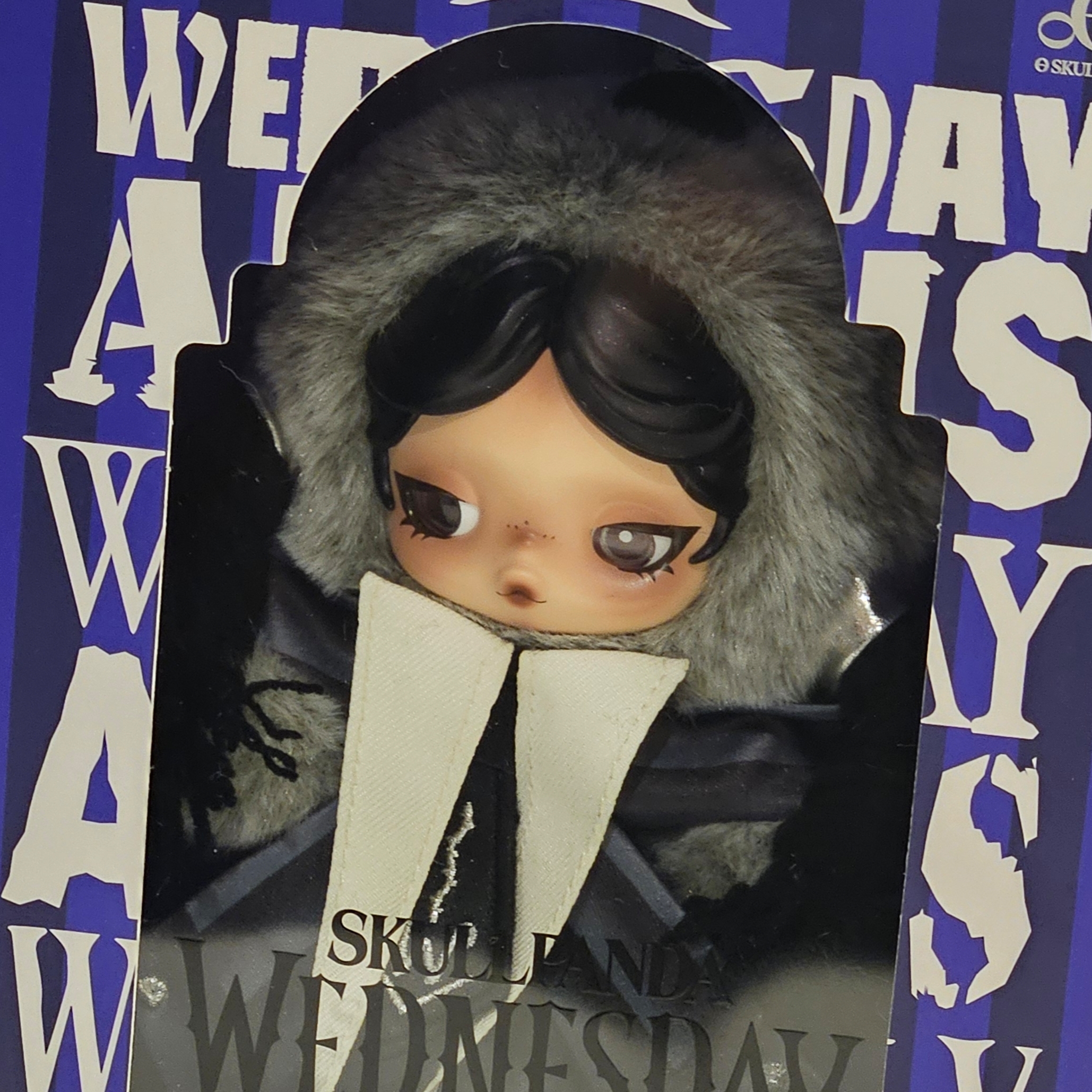 Pop Mart Skullpanda x Wednesday Plush Nevermore Academy Uniform Version 착용 스타일 - 1